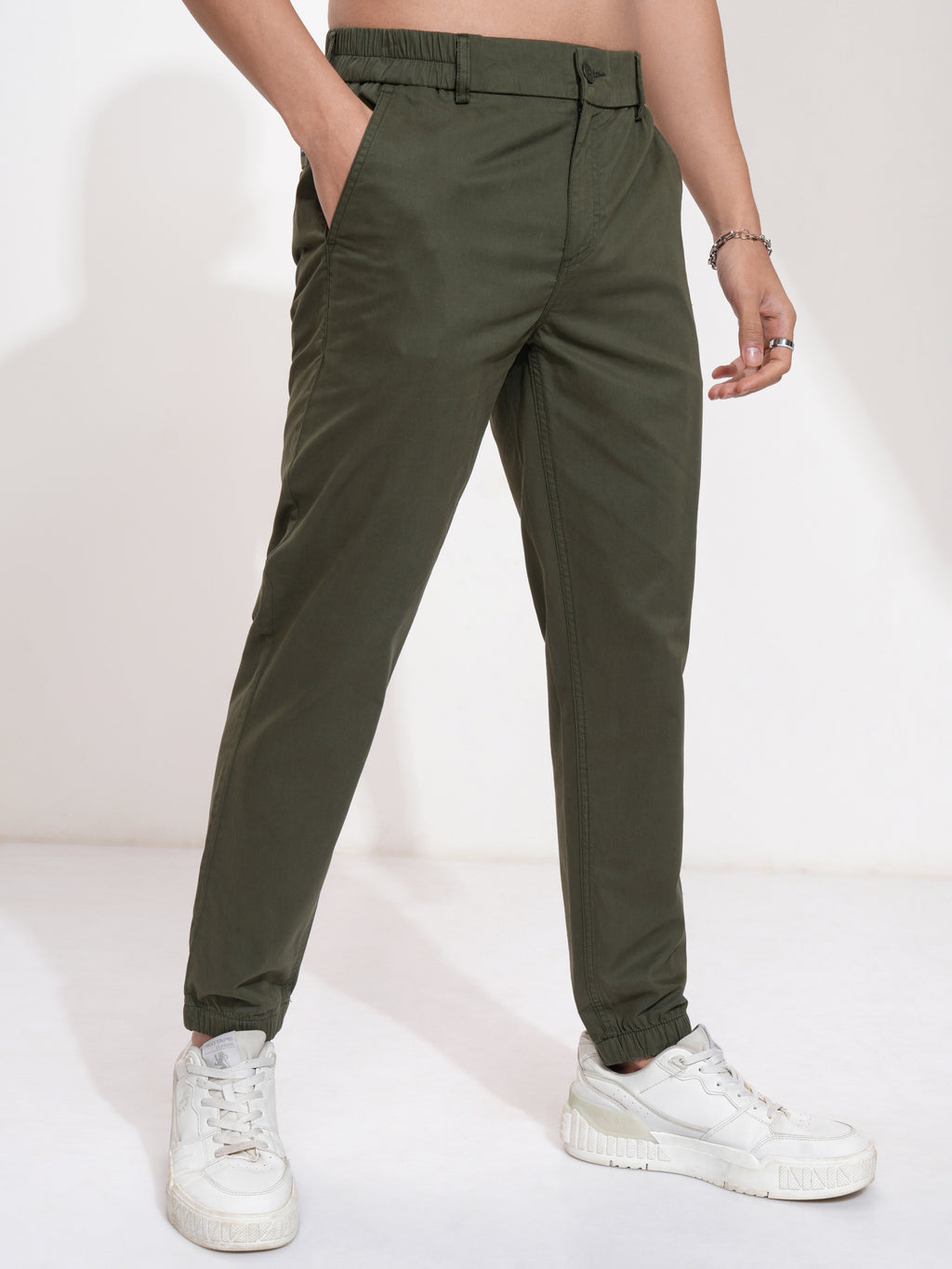 Highlander Men Grey Slim Fit Solid Joggers - Grey - Image 6