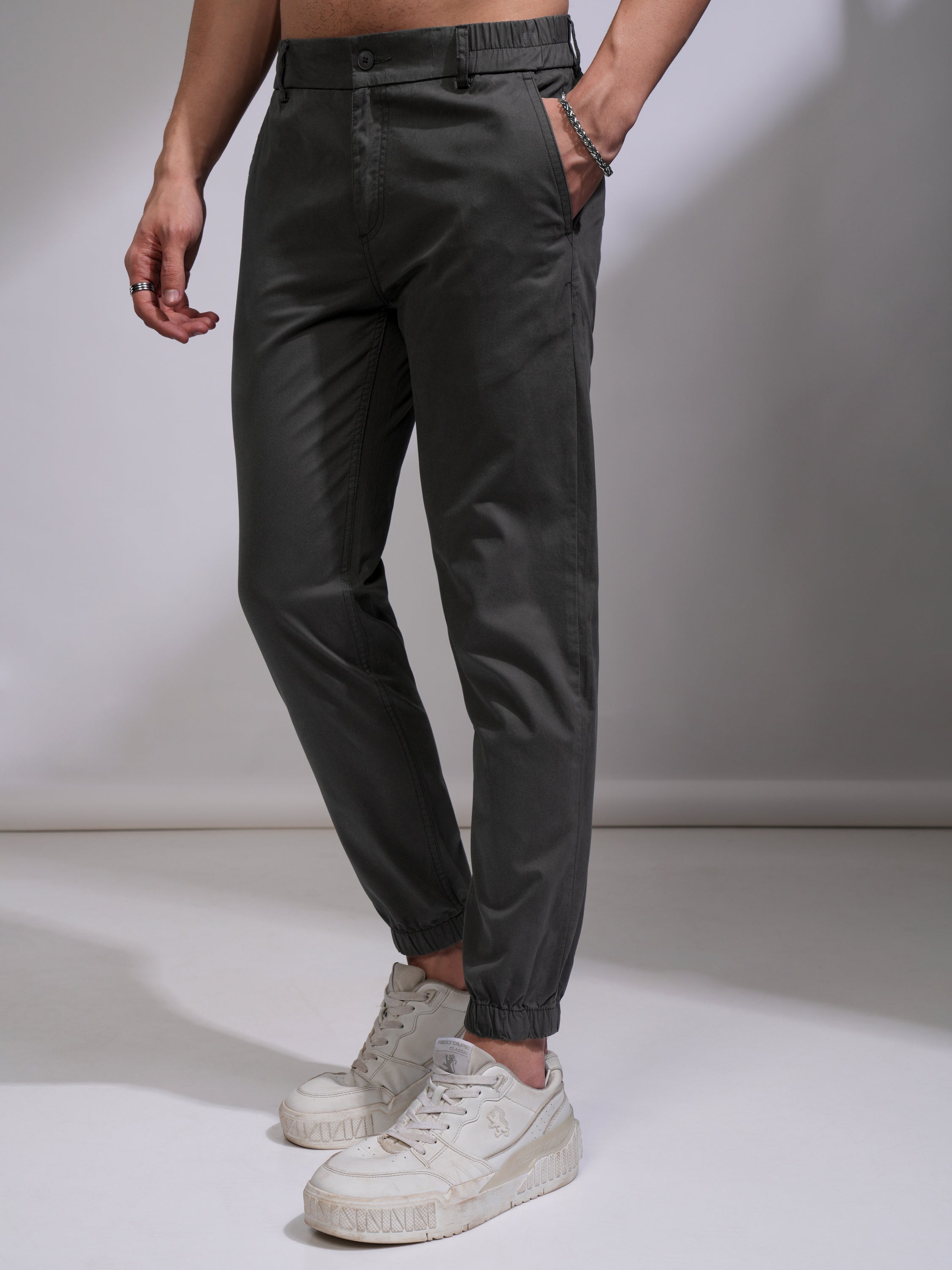 Highlander Men Black Slim Fit Solid Joggers - Black - Image 4