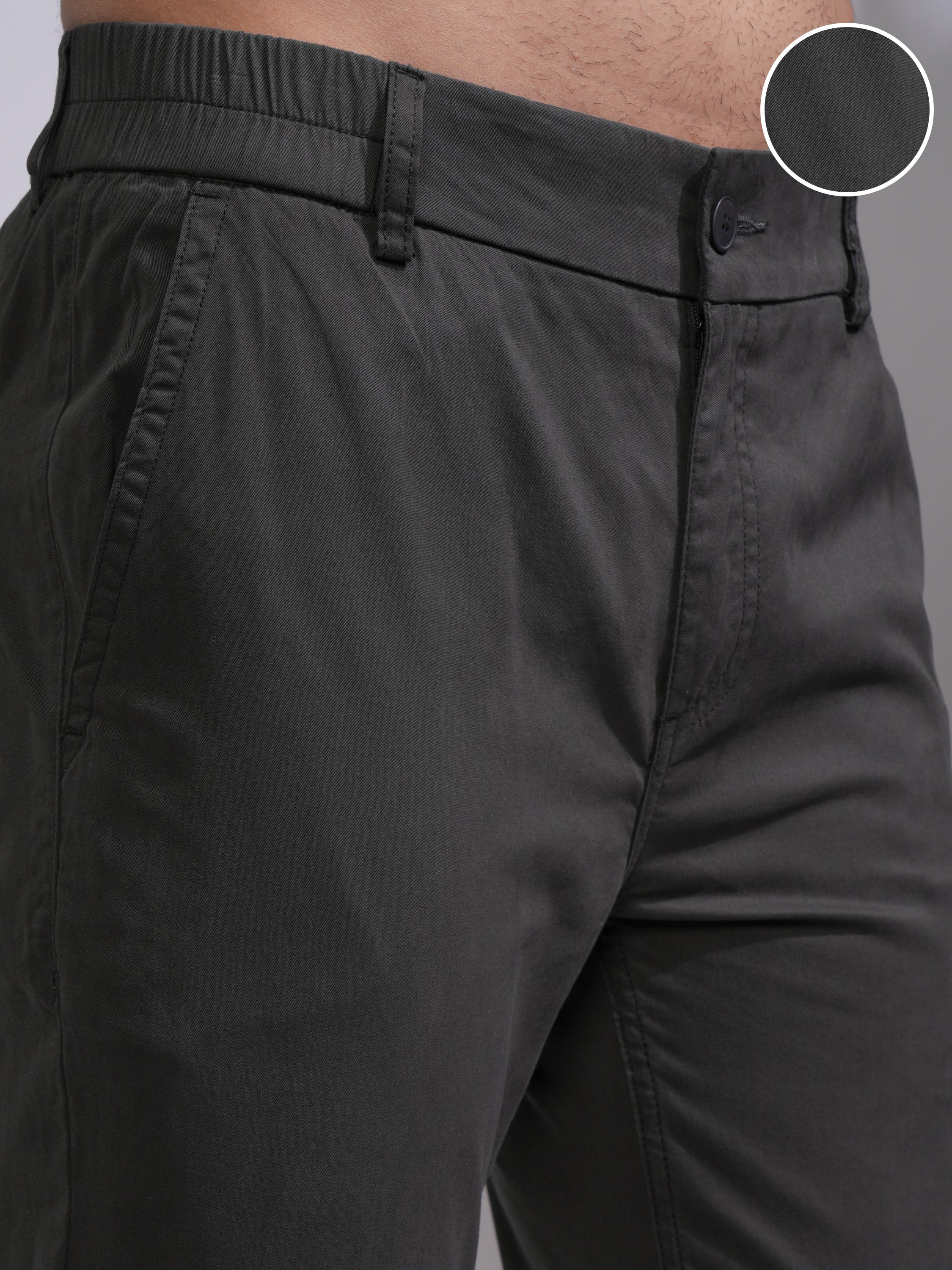 Highlander Men Black Slim Fit Solid Joggers - Black - Image 5