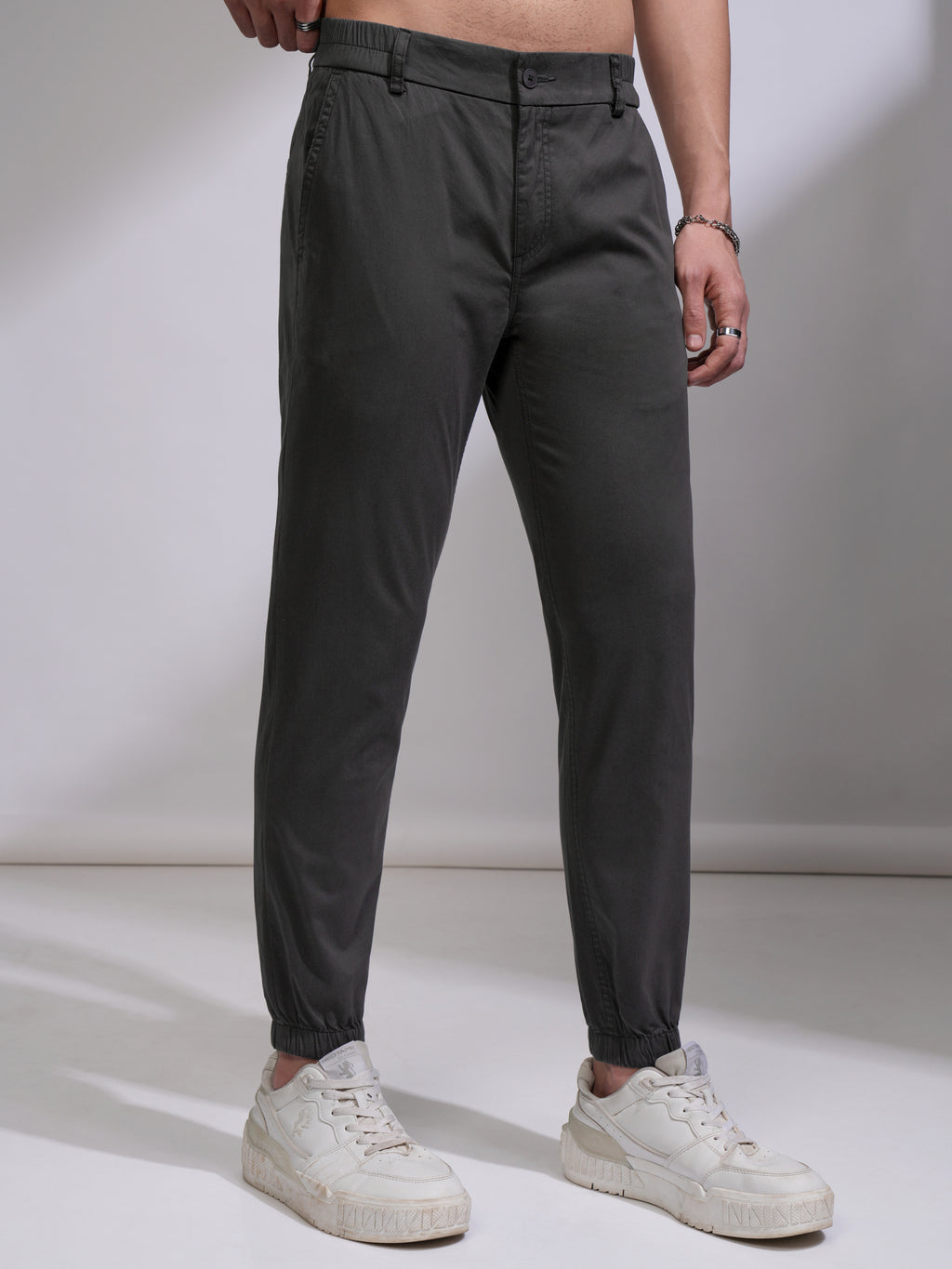 Highlander Men Black Slim Fit Solid Joggers - Black - Image 6