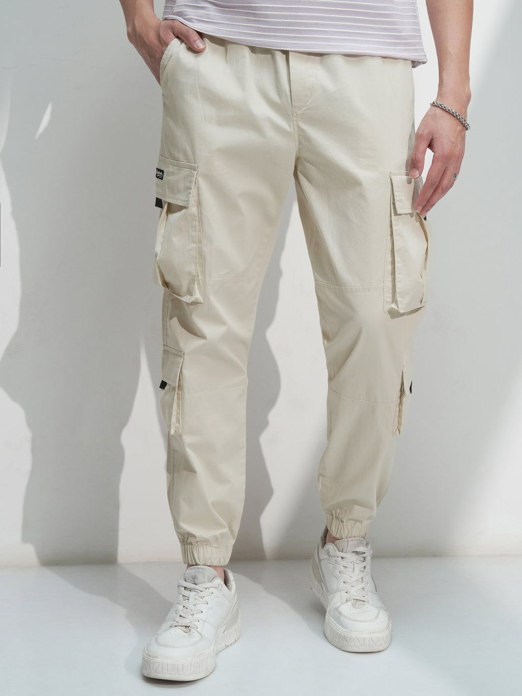 Highlander Men White Relaxed Fit Solid Cargo - White - Image 1