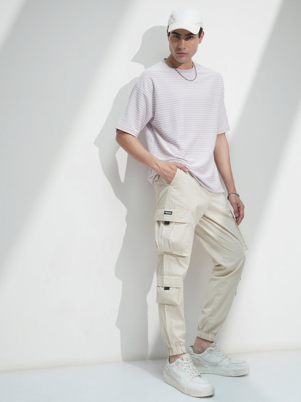 Highlander Men White Relaxed Fit Solid Cargo - White - Image 2