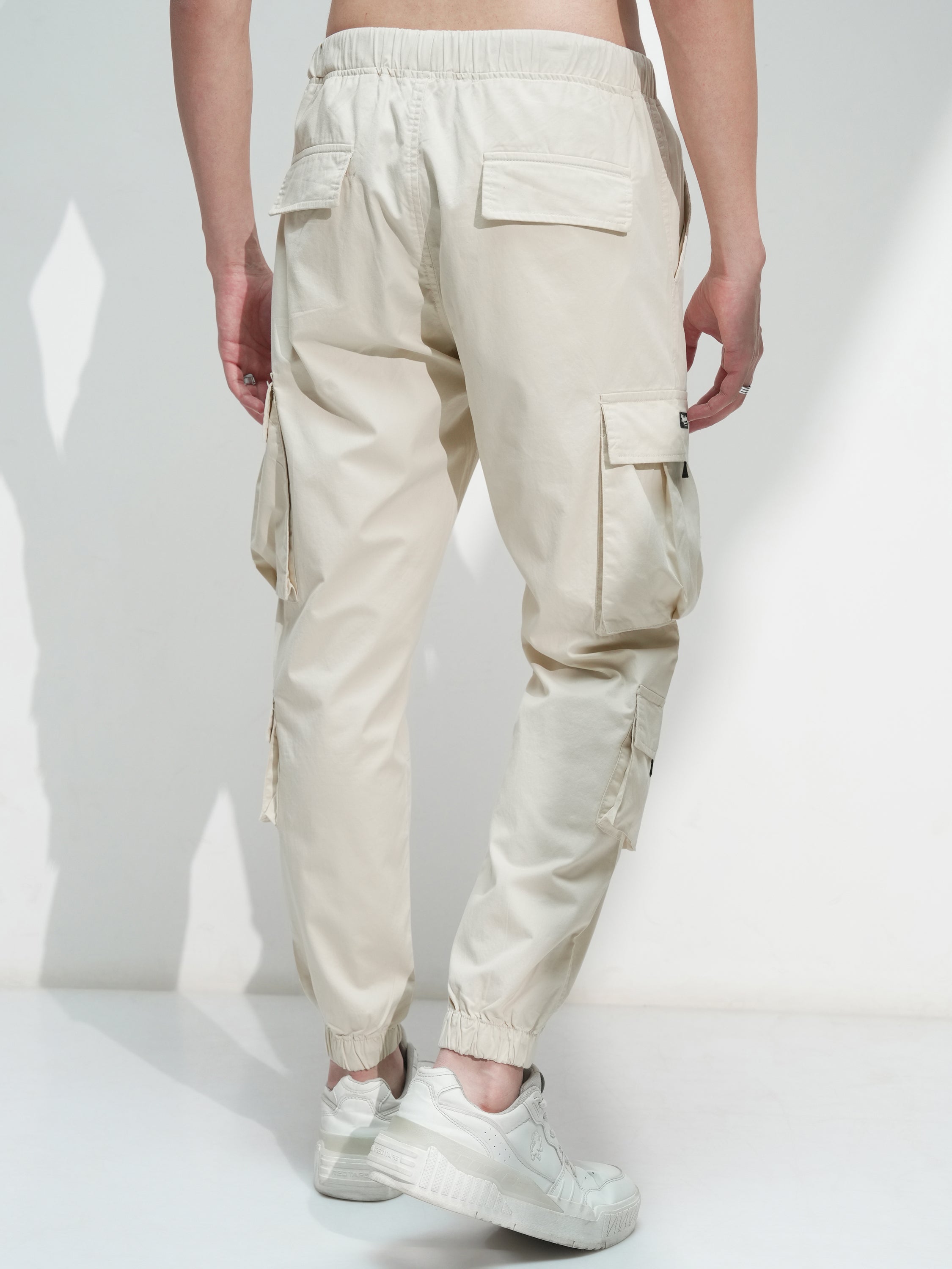 Highlander Men White Relaxed Fit Solid Cargo - White - Image 3
