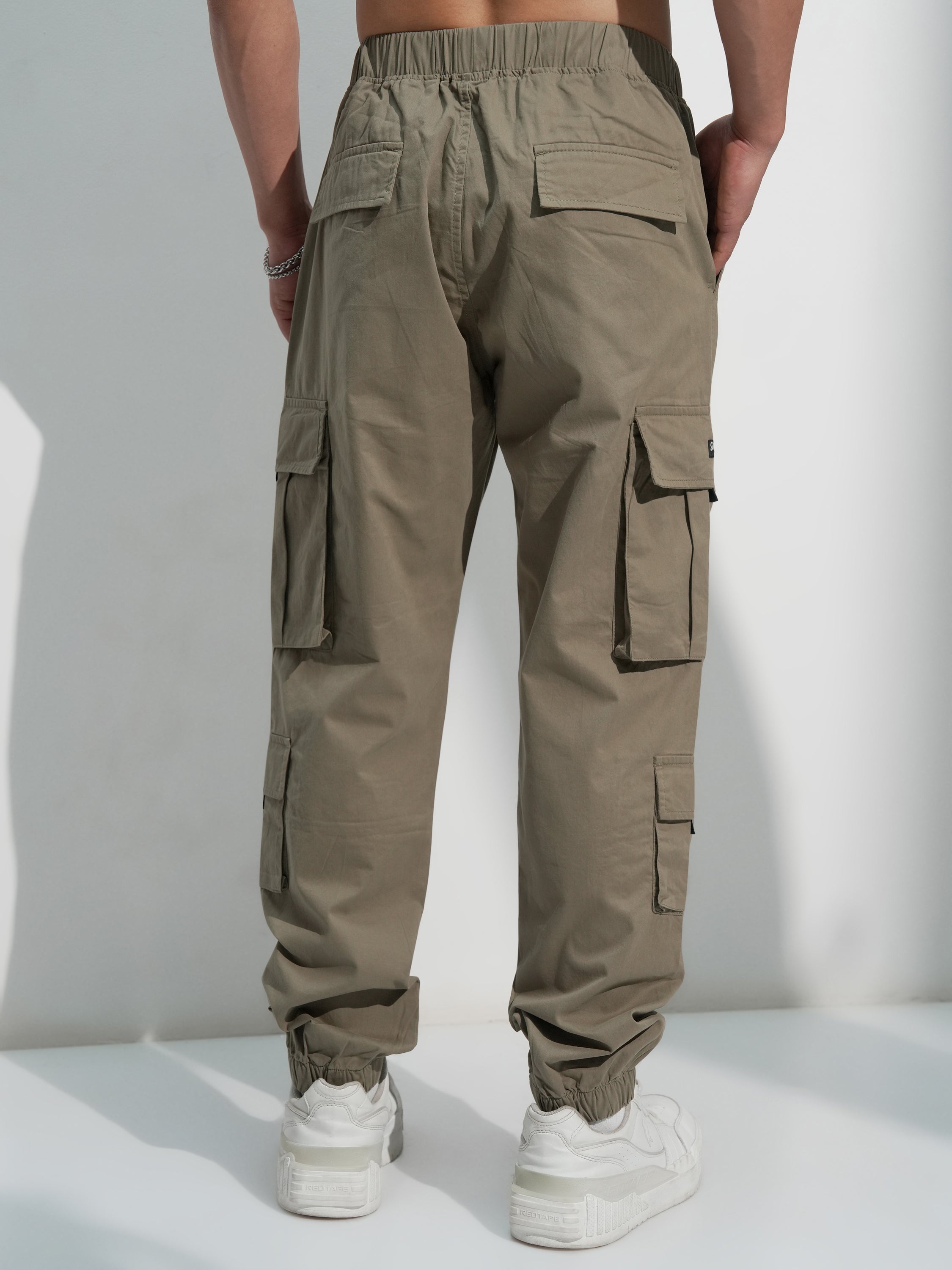 Highlander Men Green Relaxed Fit Solid Cargo - Green - Image 3