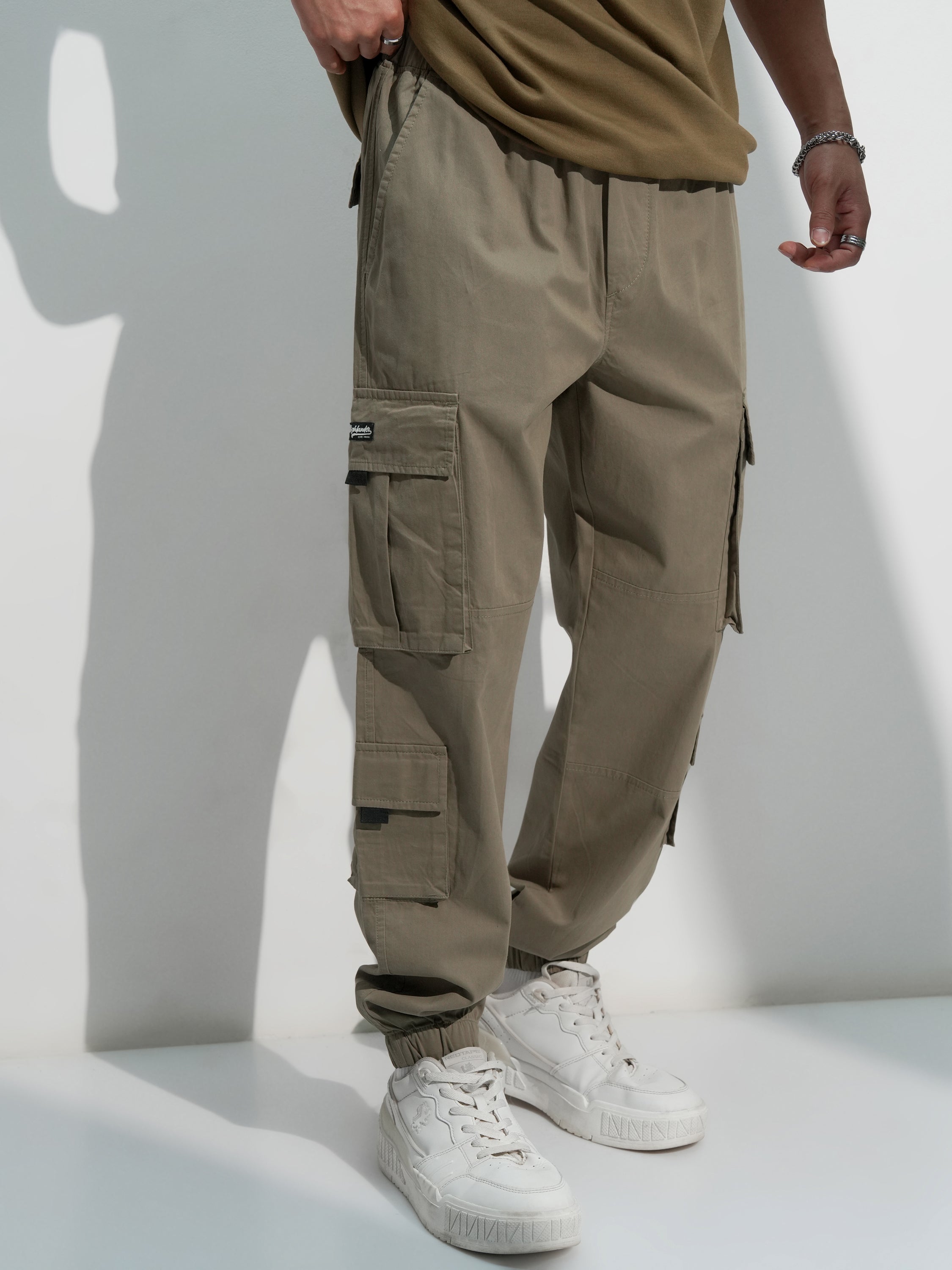 Highlander Men Green Relaxed Fit Solid Cargo - Green - Image 6