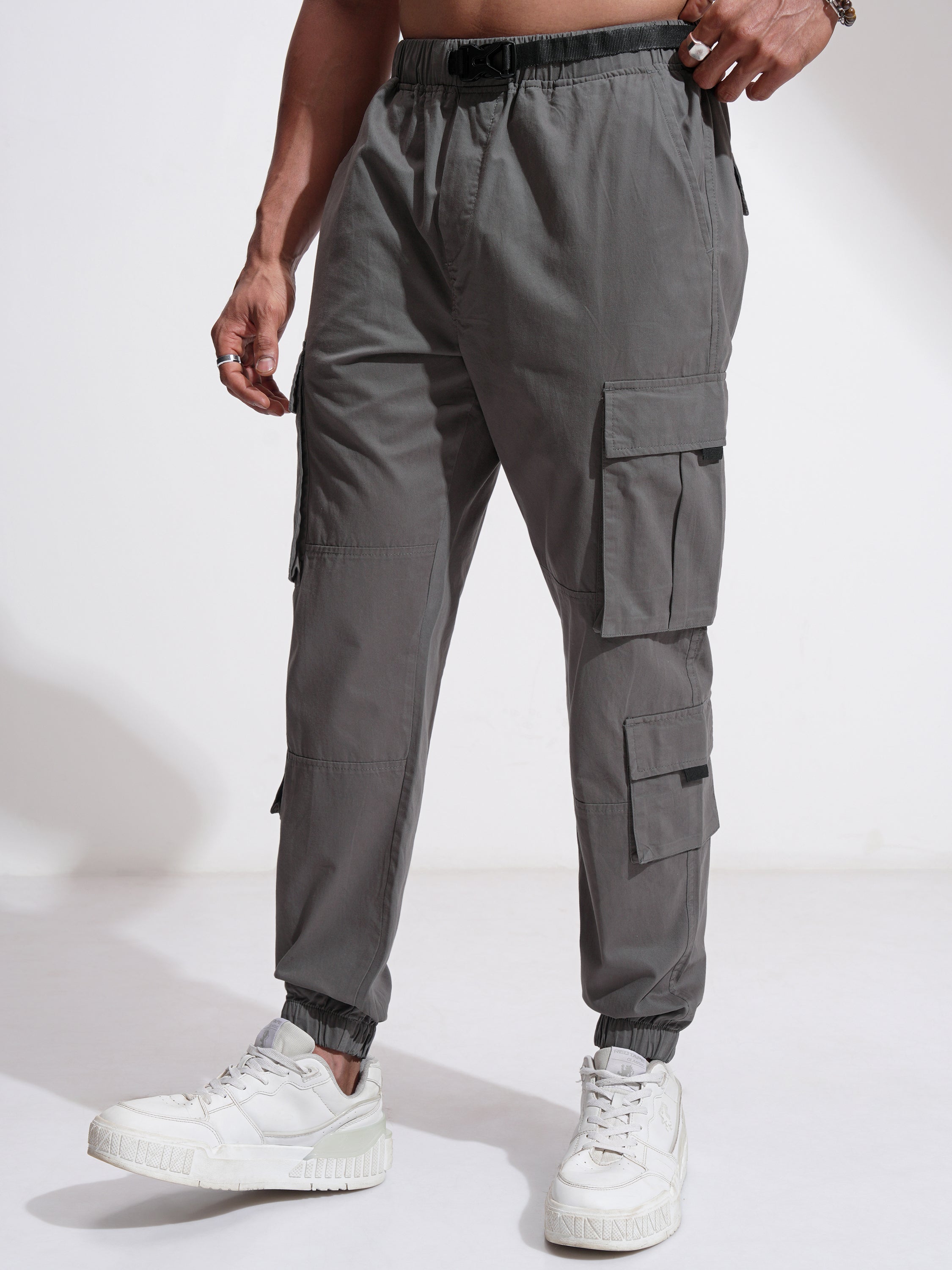 Highlander Men Grey Relaxed Fit Solid Cargo - Grey - Image 4