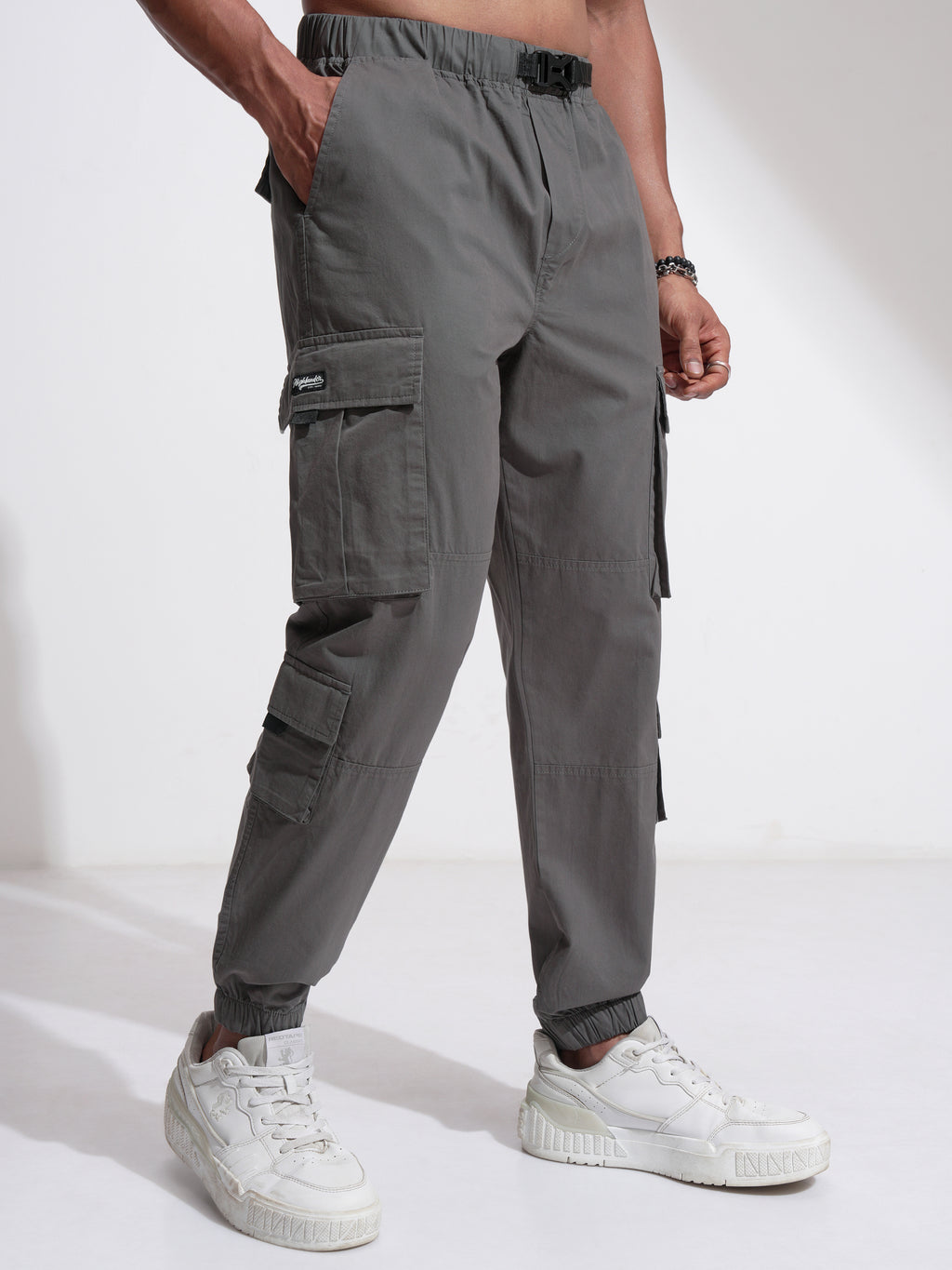 Highlander Men Grey Relaxed Fit Solid Cargo - Grey - Image 6