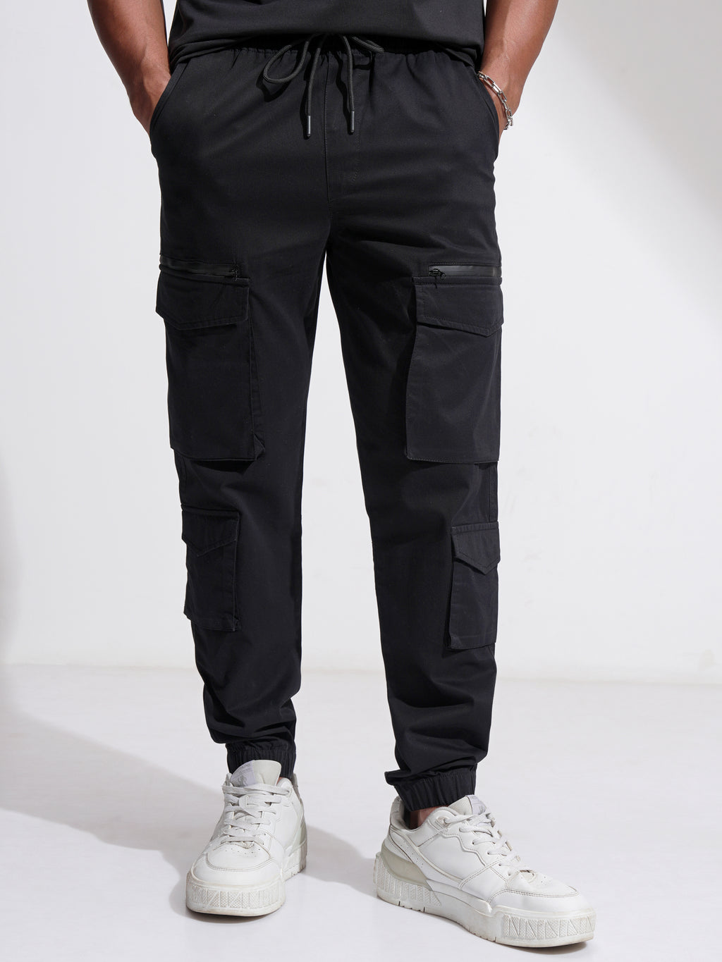 Highlander Men Black Relaxed Fit Solid Cargo - Black - Image 1