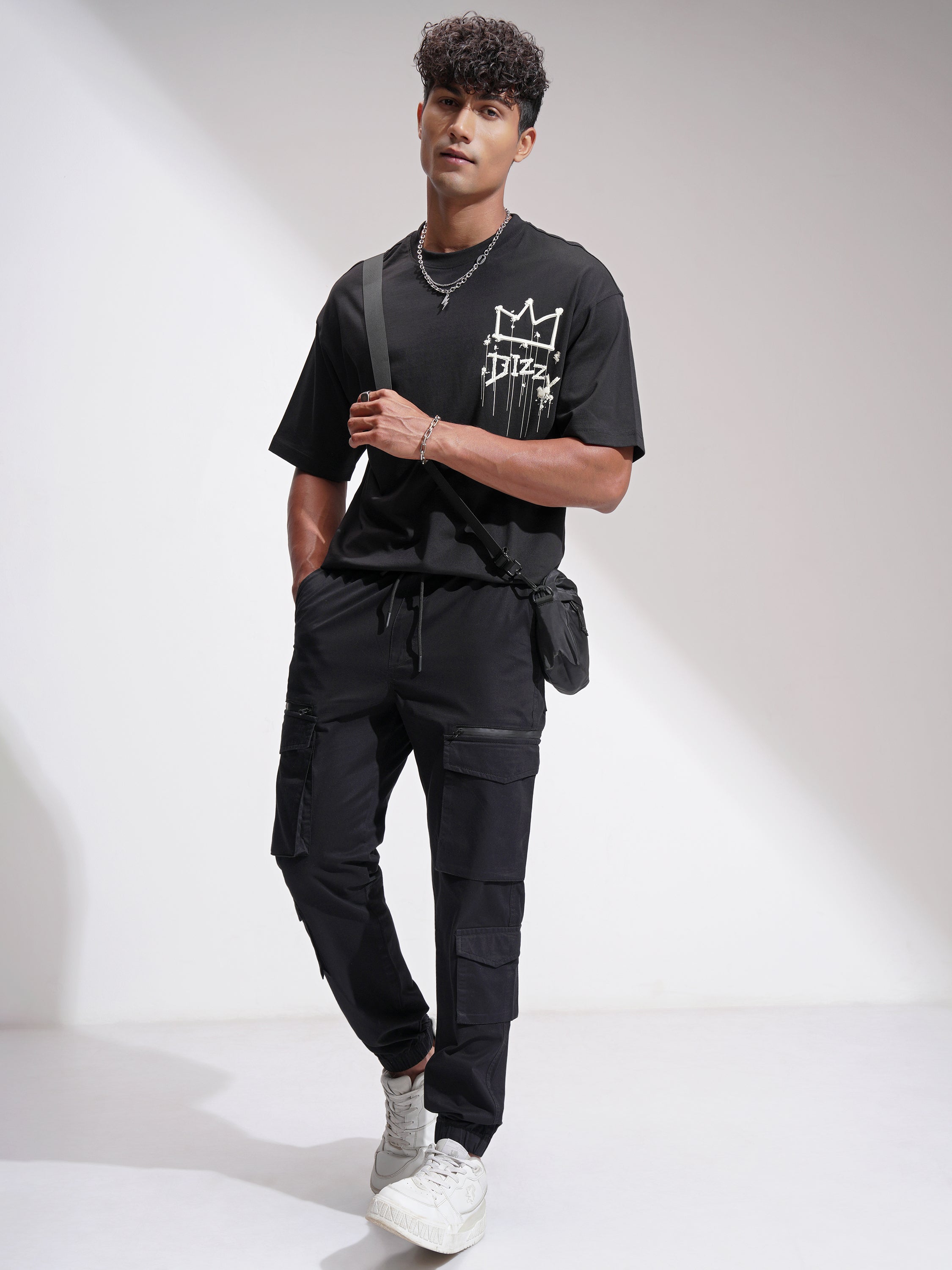 Highlander Men Black Relaxed Fit Solid Cargo - Black - Image 2