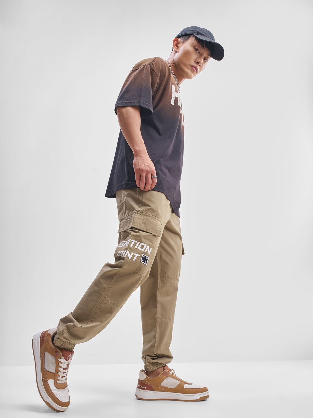Highlander Men Brown Relaxed Fit Printed Cargo - Brown - Image 2
