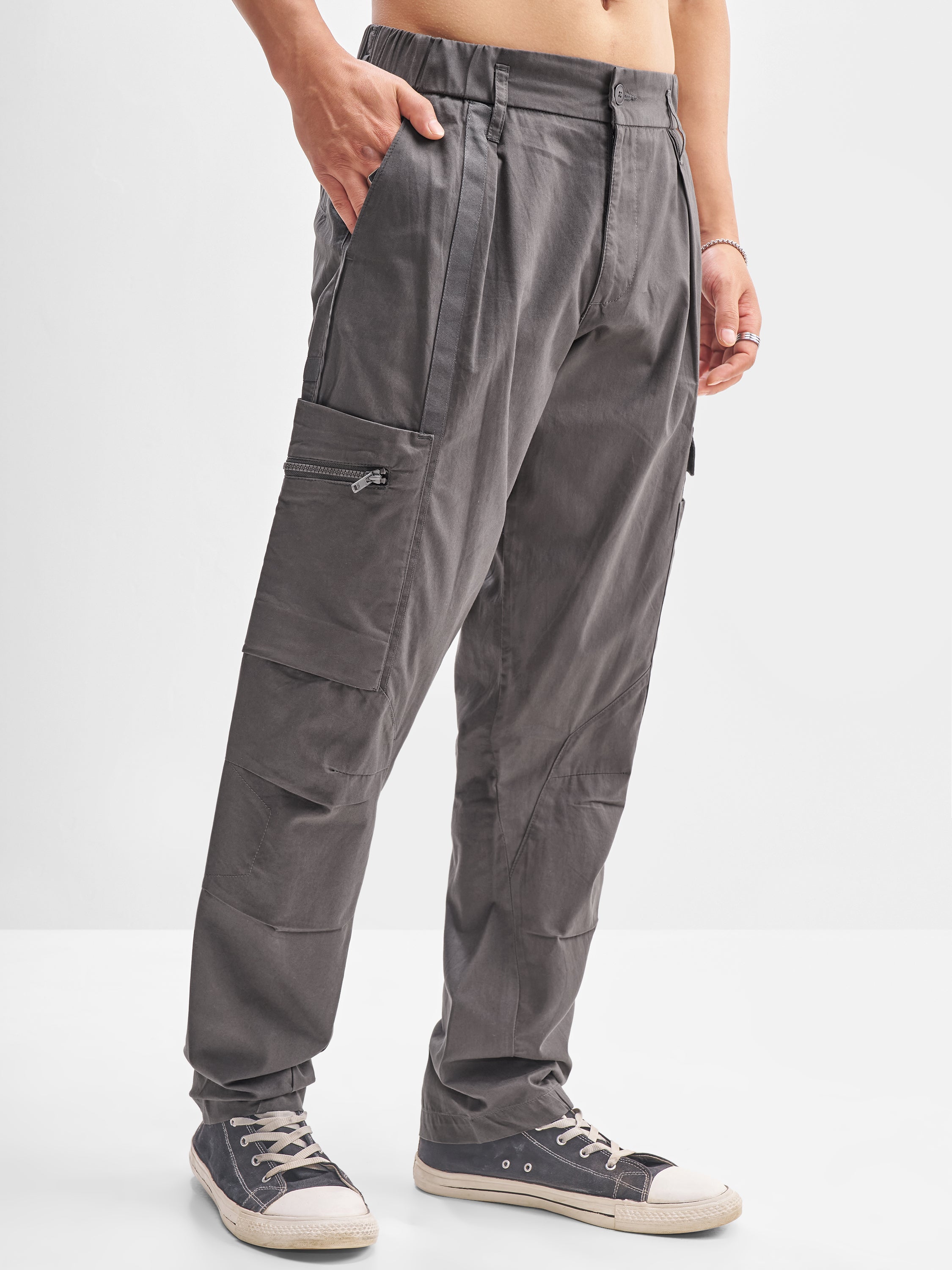 Highlander Men Grey Relaxed Fit Solid Cargo - Grey - Image 6