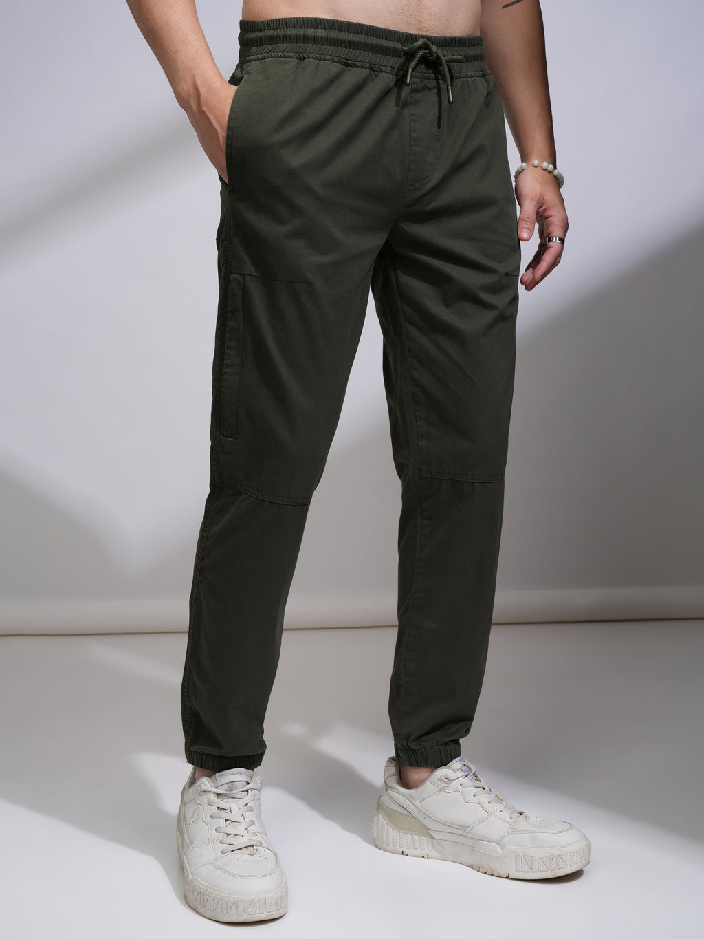 Highlander Men Green Slim Fit Solid Joggers - Green - Image 6