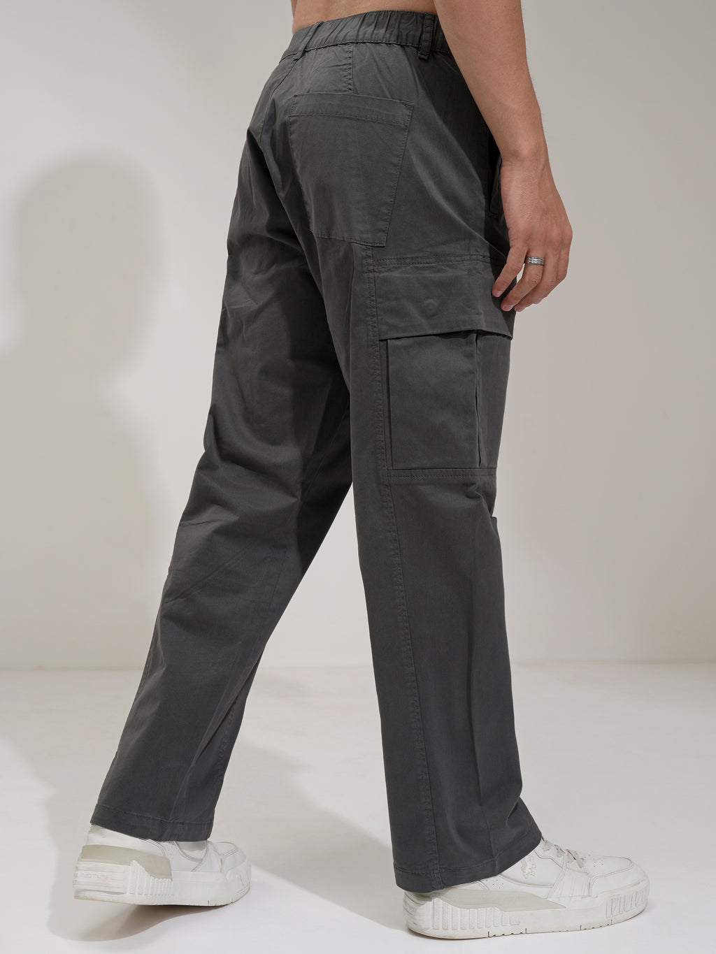 Highlander Men Grey Straight Fit Solid Cargo - Grey - Image 3
