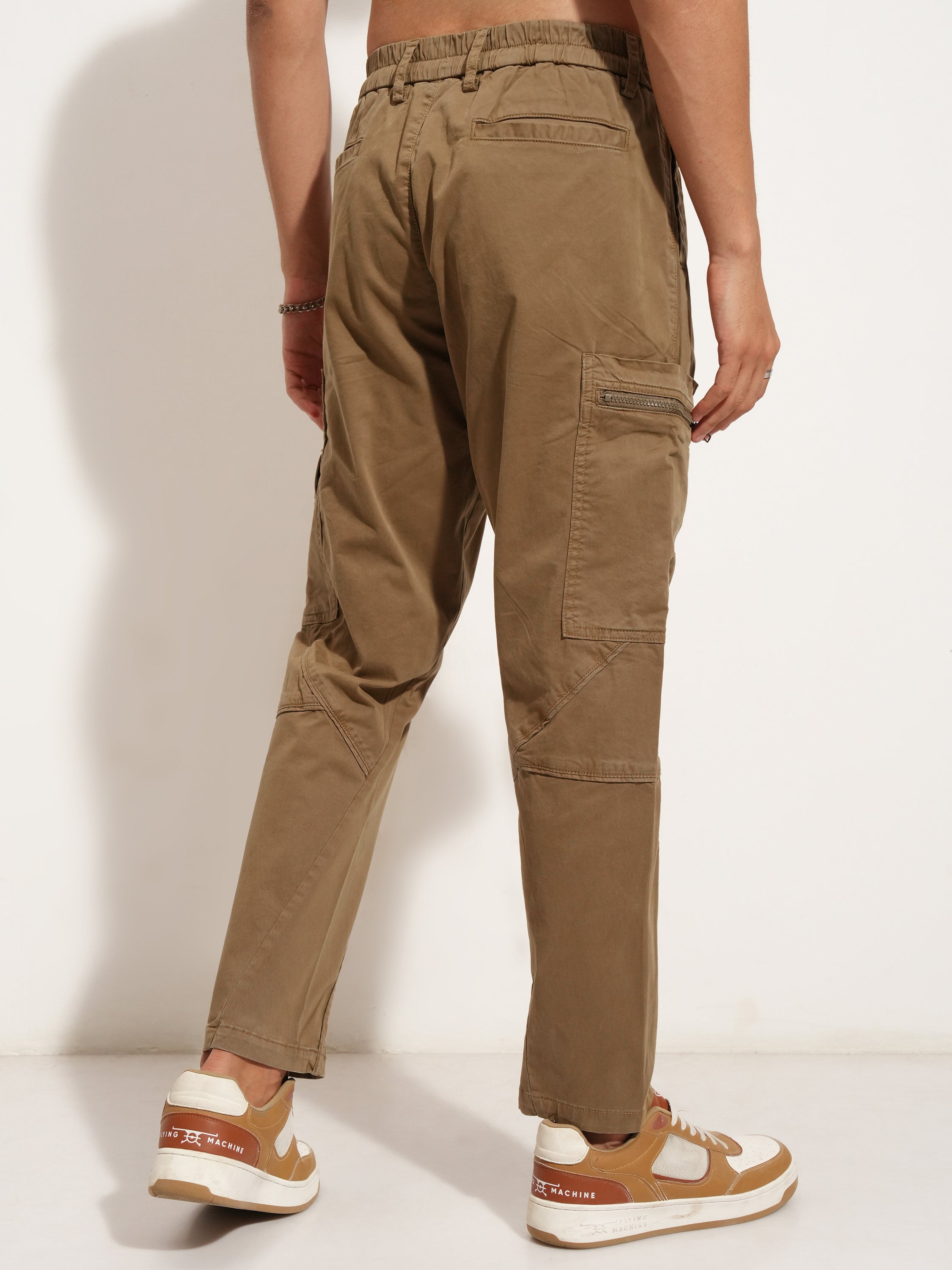 Highlander Men Brown Tapered Fit Solid Cargo - Brown - Image 3