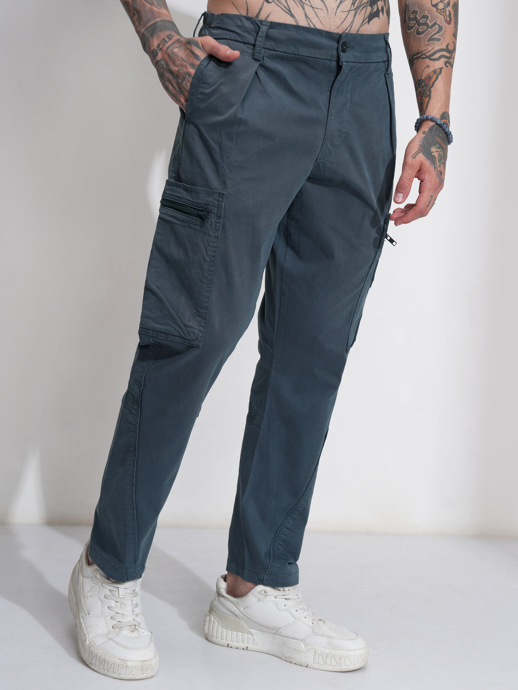 Highlander Men Blue Straight Fit Solid Cargo - Blue - Image 6