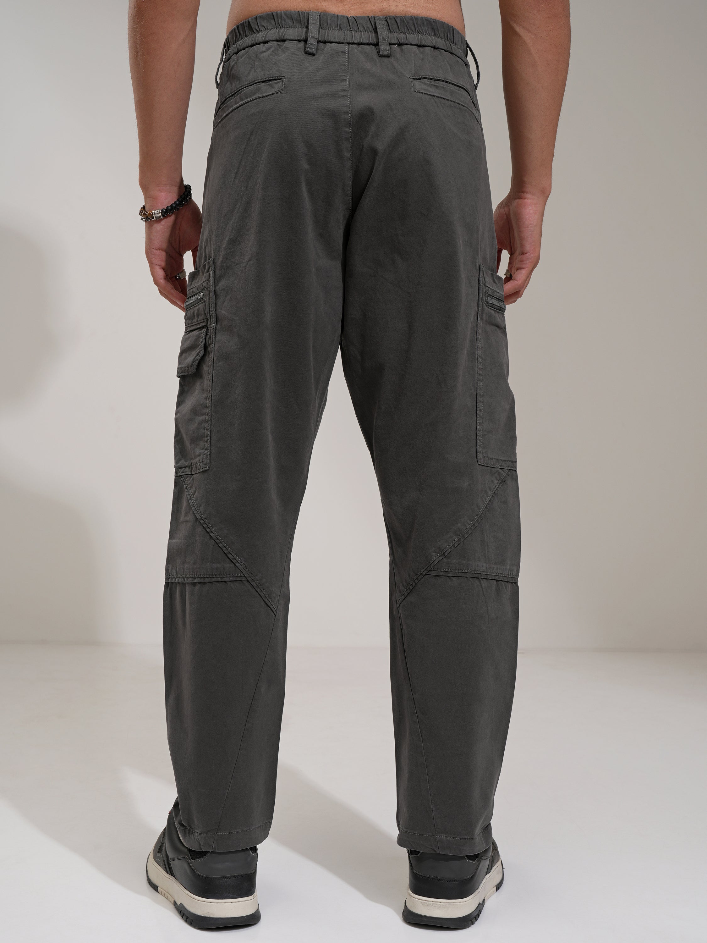 Highlander Men Grey Straight Fit Solid Cargo - Grey - Image 3