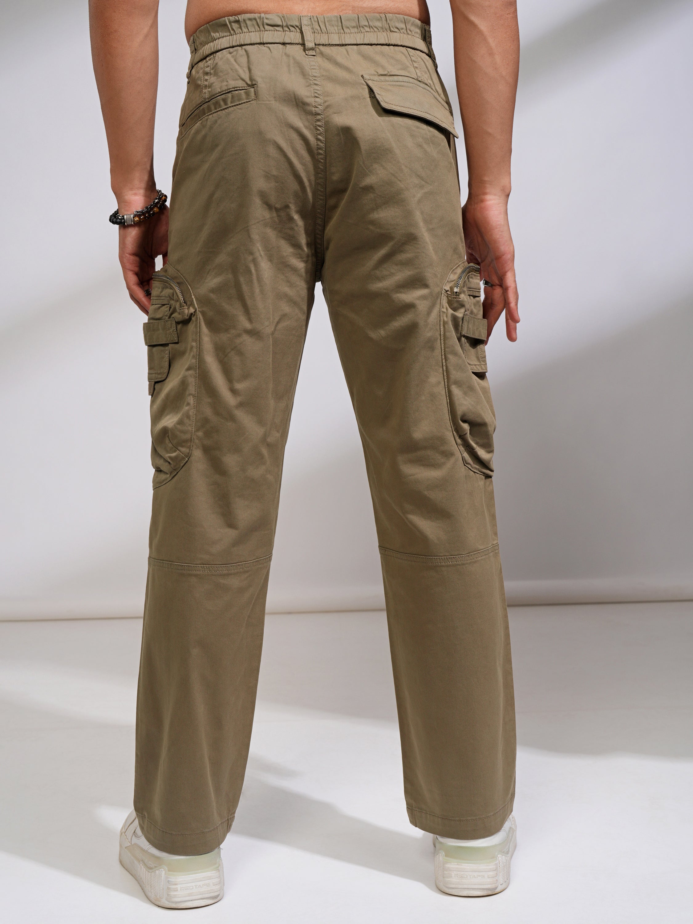 Highlander Men Green Straight Fit Solid Casual Trouser - Green - Image 3