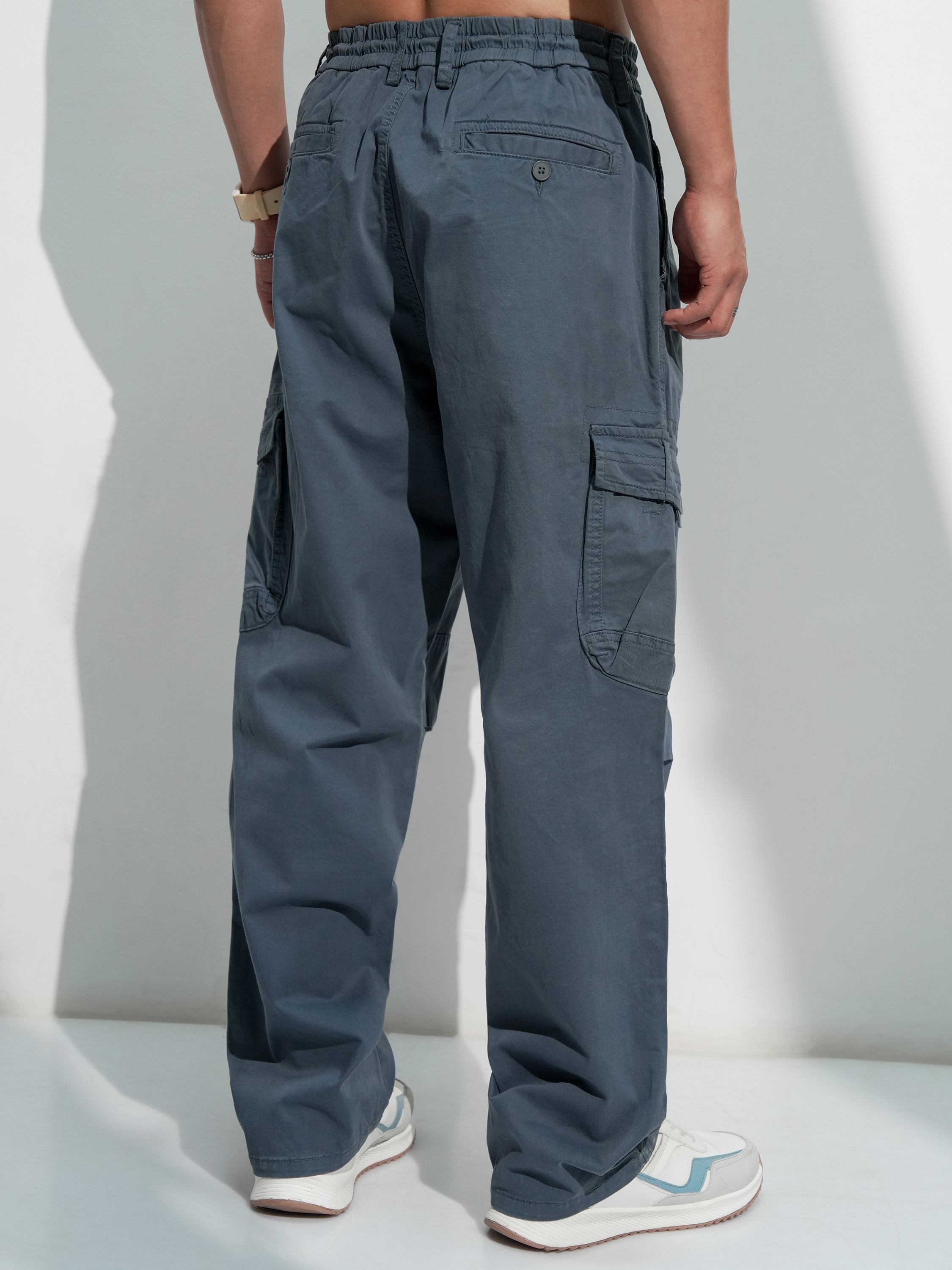 Highlander Men Blue Loose Fit Solid Cargo - Blue - Image 3