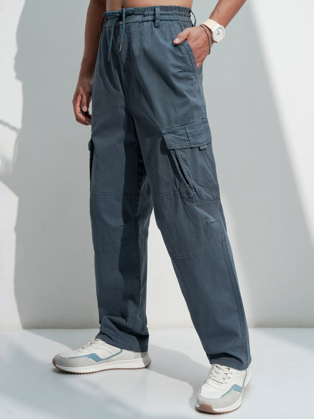Highlander Men Blue Loose Fit Solid Cargo - Blue - Image 4