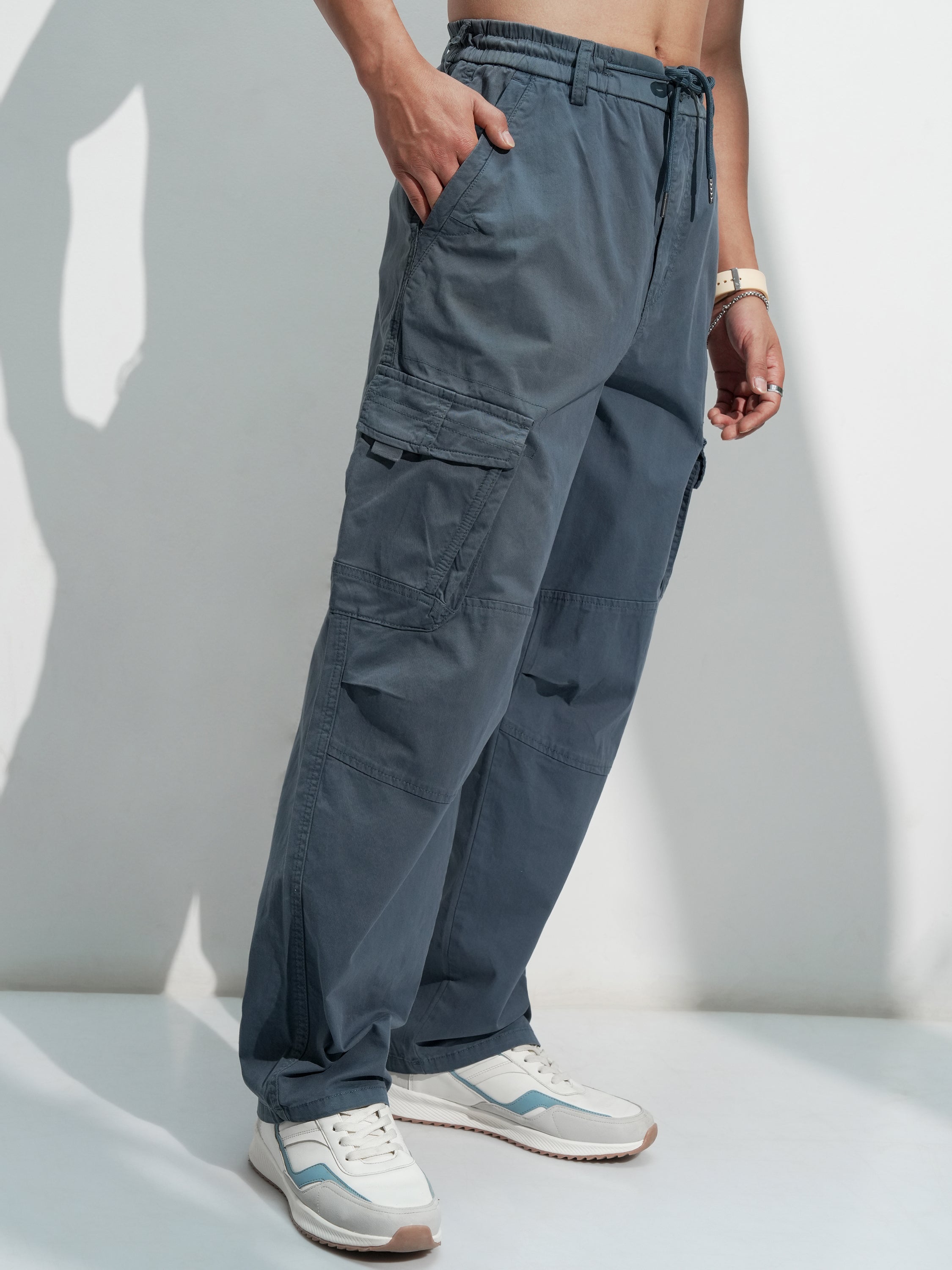 Highlander Men Blue Loose Fit Solid Cargo - Blue - Image 6