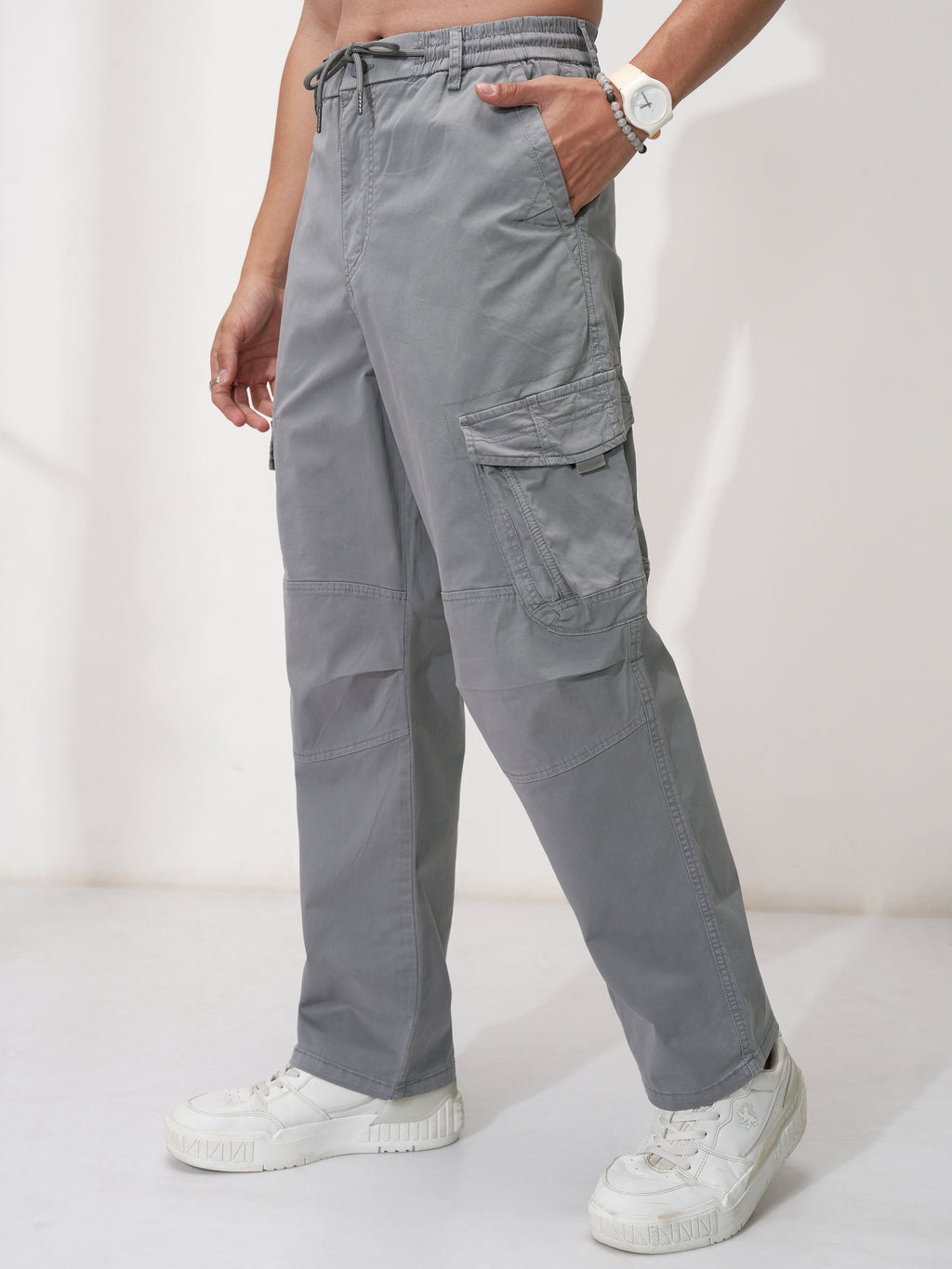 Highlander Men Grey Loose Fit Solid Cargo - Grey - Image 4