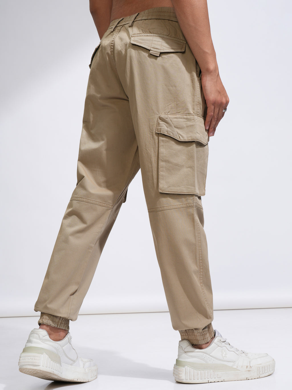 Highlander Men Beige Relaxed fit Solid Cargo - Beige - Image 3