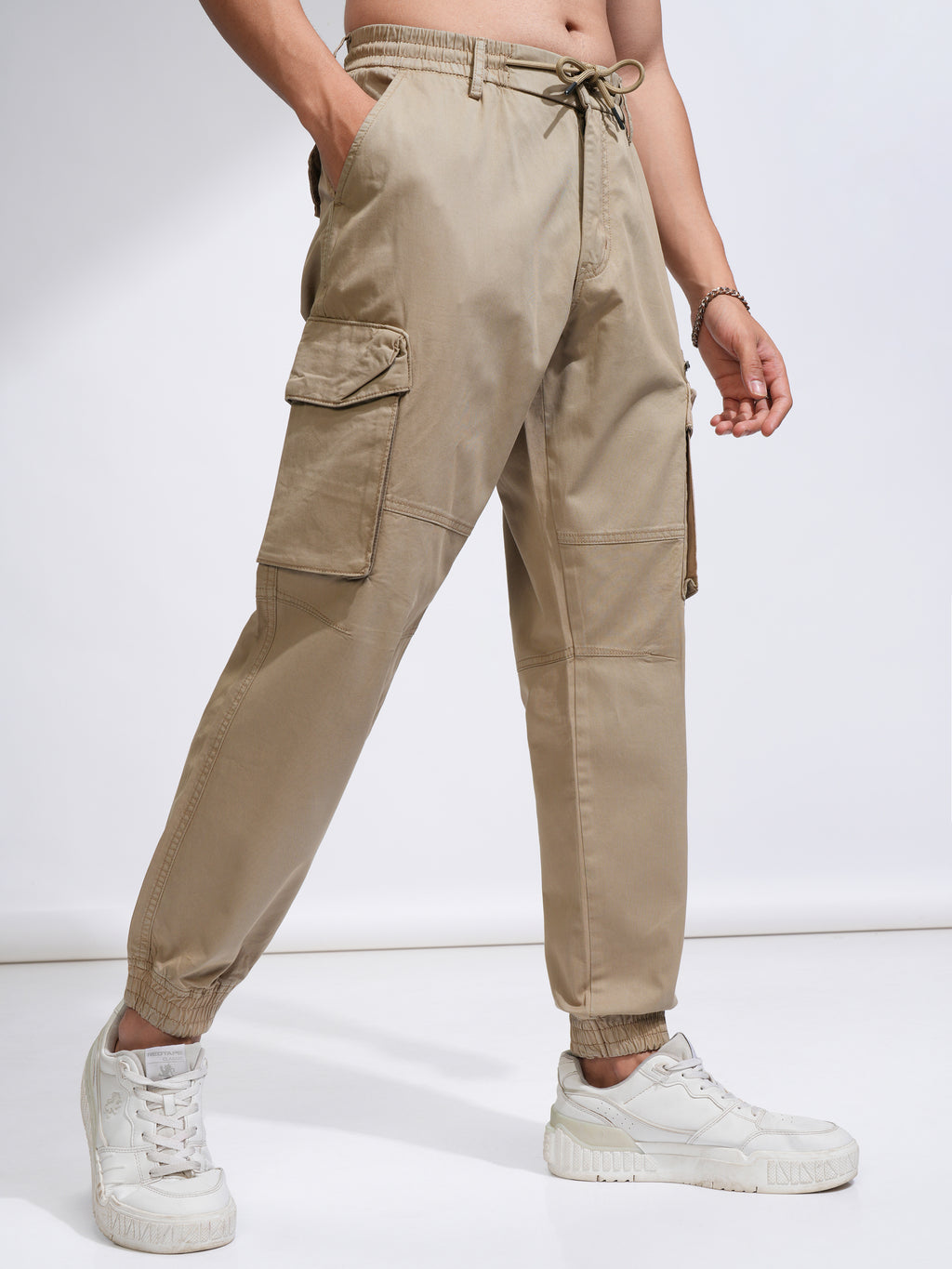Highlander Men Beige Relaxed fit Solid Cargo - Beige - Image 6