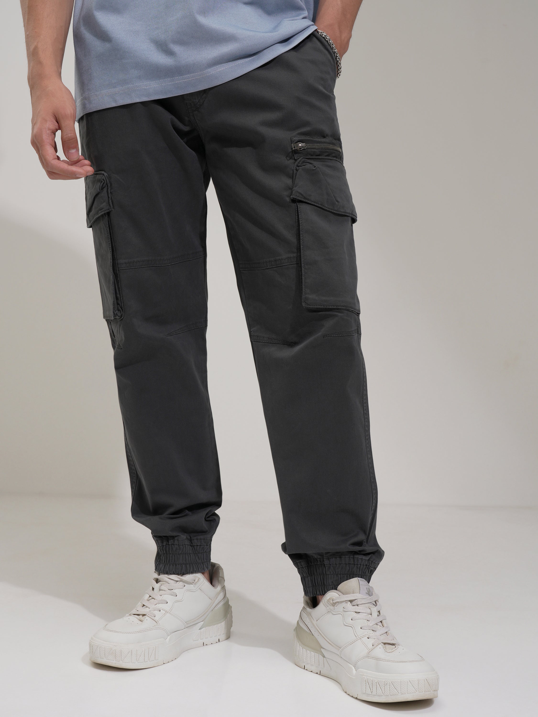 Highlander Men Grey Relaxed Fit Solid Cargo - Grey - Image 4