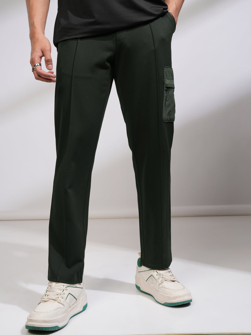 Highlander Men Olive Relaxed Fit Solid Casual Trouser - Olive - Image 1