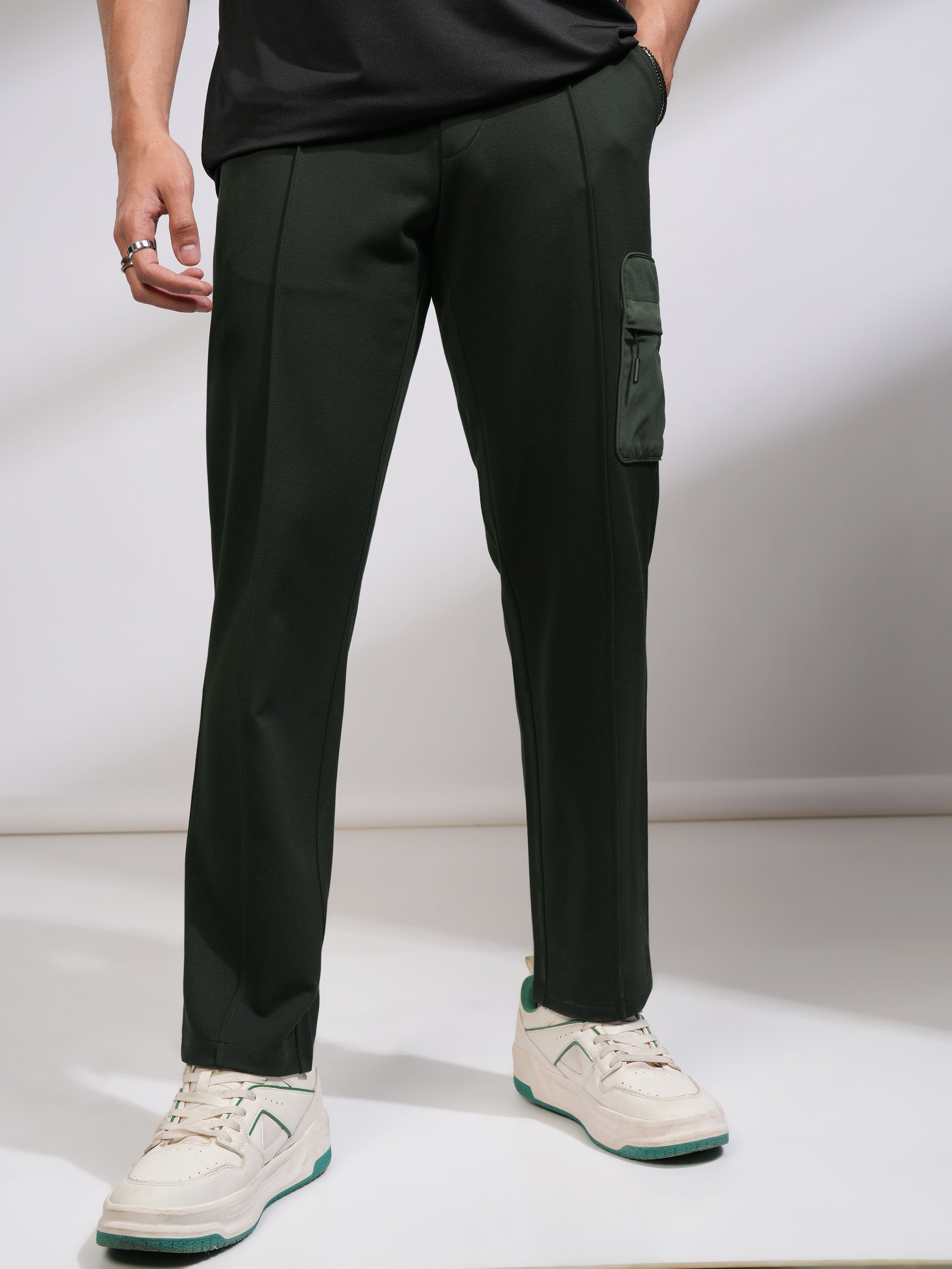 Highlander Men Olive Relaxed Fit Solid Casual Trouser - Olive - Image 1