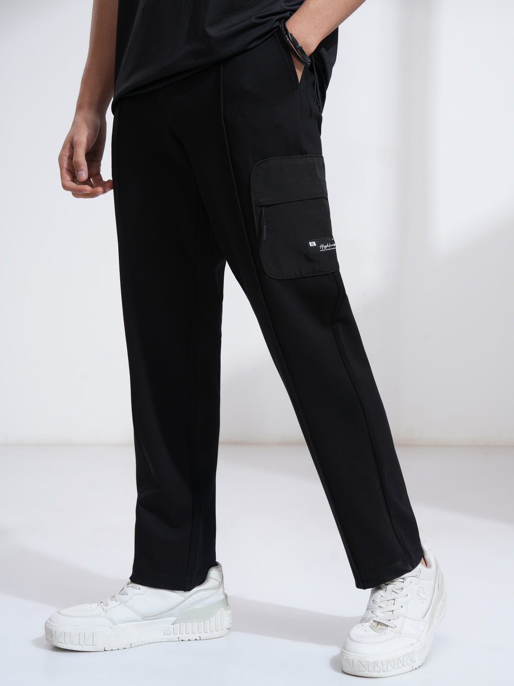 Highlander Men Black Relaxed Fit Solid Cargos - Black - Image 4