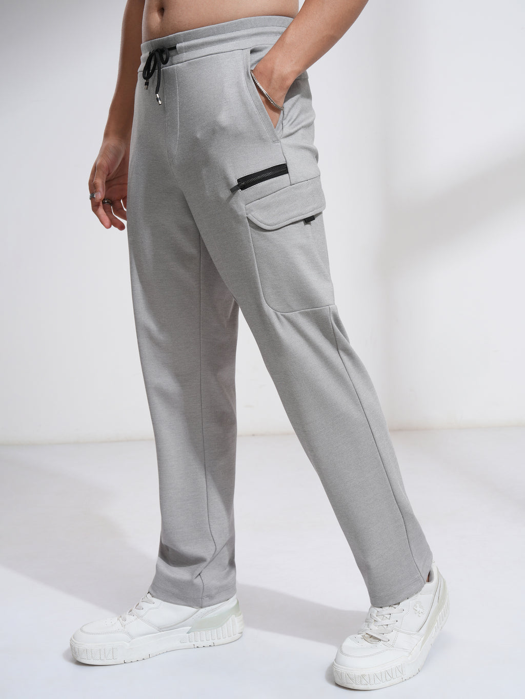 Highlander Men Grey Relaxed Fit Solid Cargos - Grey - Image 4