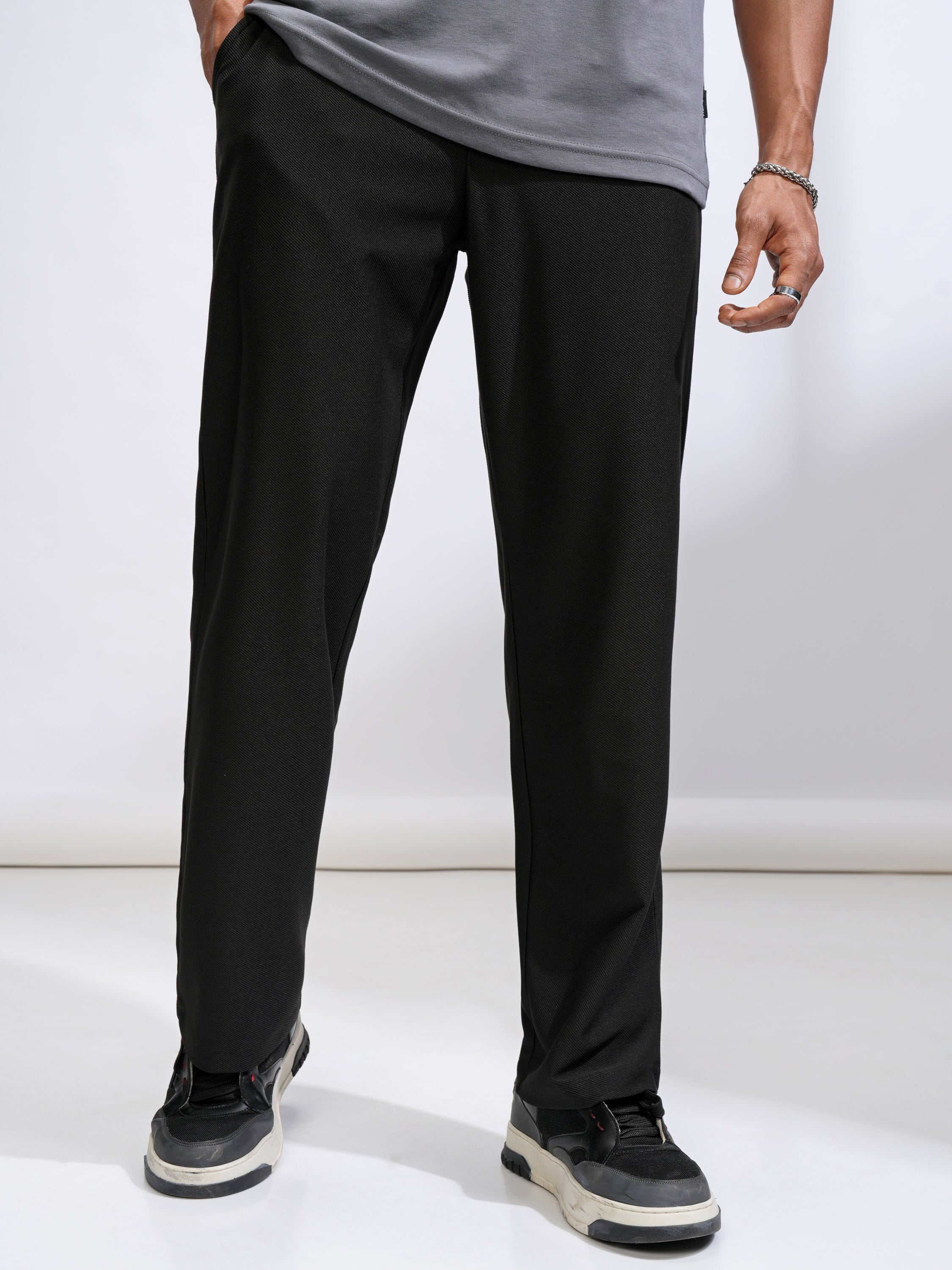Highlander Men Black Straight Fit Solid Casual Trouser - Black - Image 1