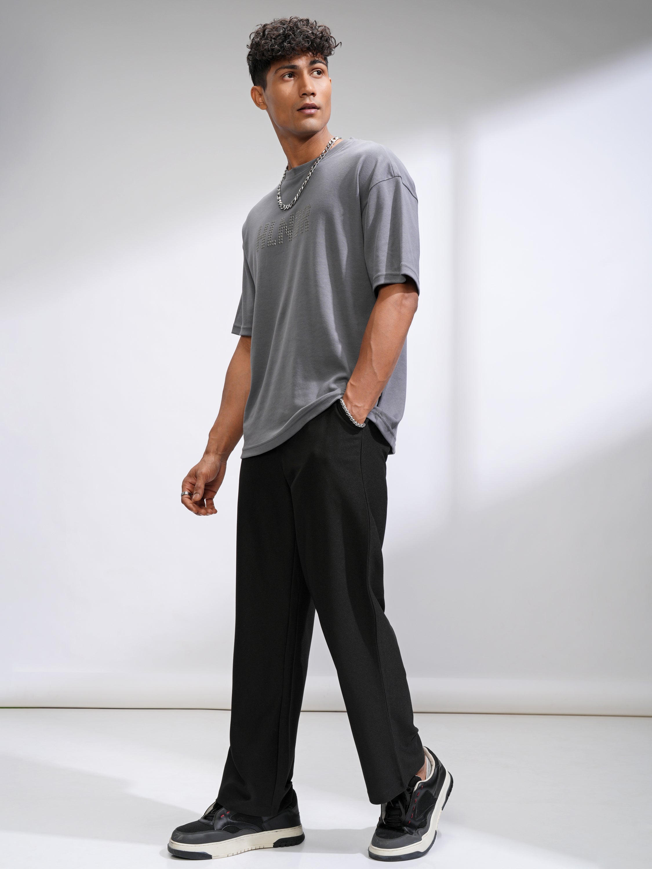 Highlander Men Black Straight Fit Solid Casual Trouser - Black - Image 2
