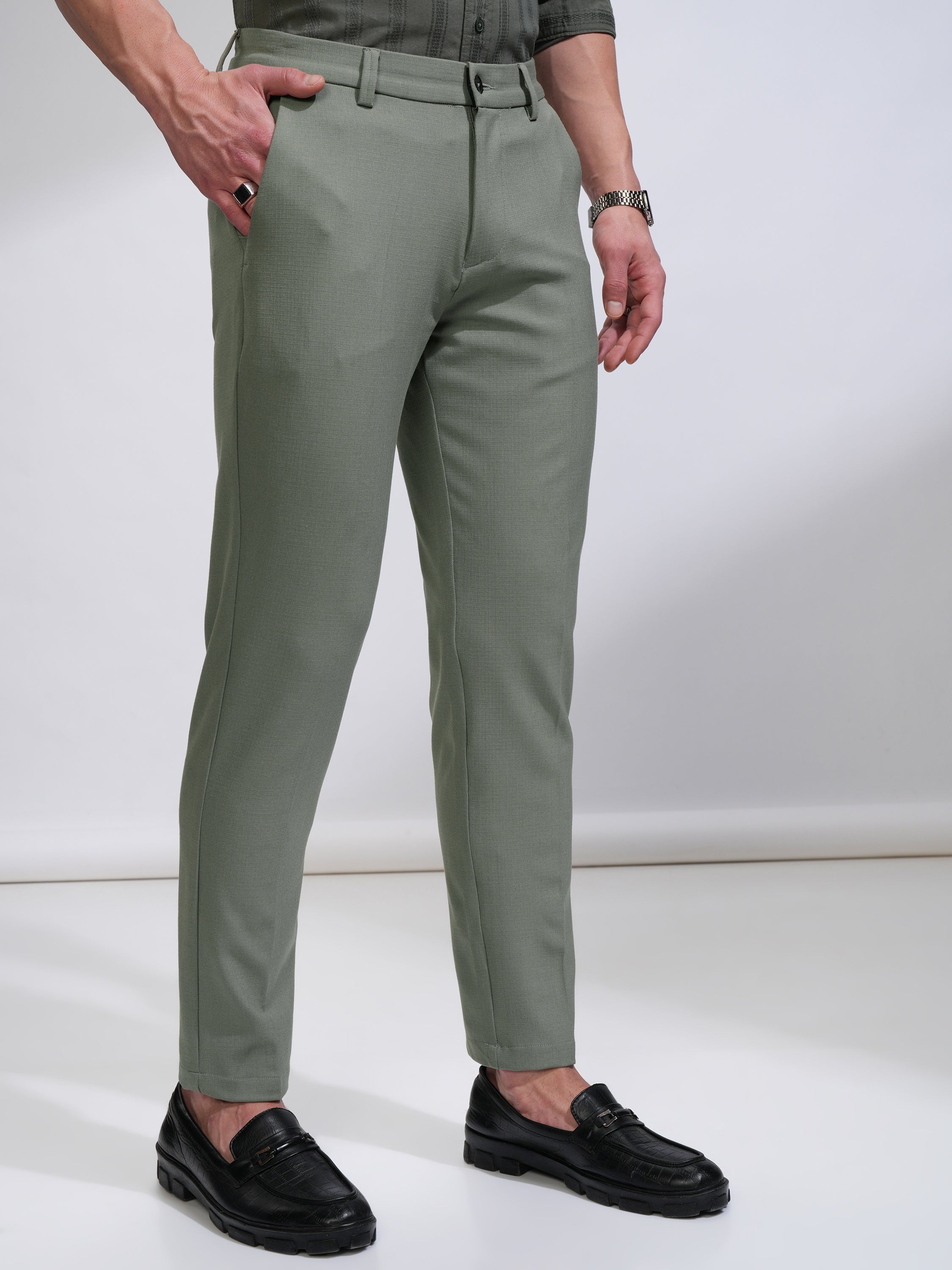 Highlander Men Olive Slim Fit Solid Casual Trouser - Olive - Image 6
