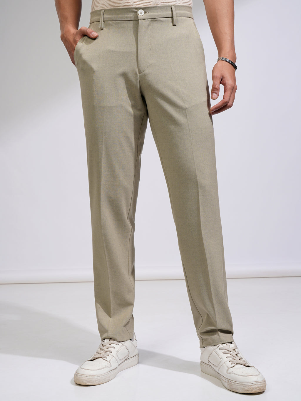 Highlander Men Yellow Relaxed Fit Solid Casual Trouser - Yellow - Image 4