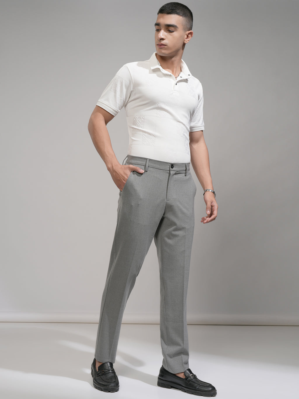 Highlander Men Grey Slim Fit Solid Formal Trouser - Grey - Image 2