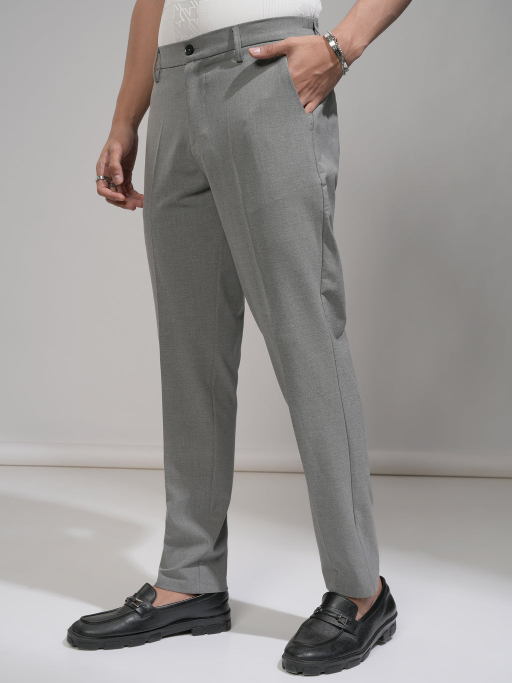 Highlander Men Grey Slim Fit Solid Formal Trouser - Grey - Image 4