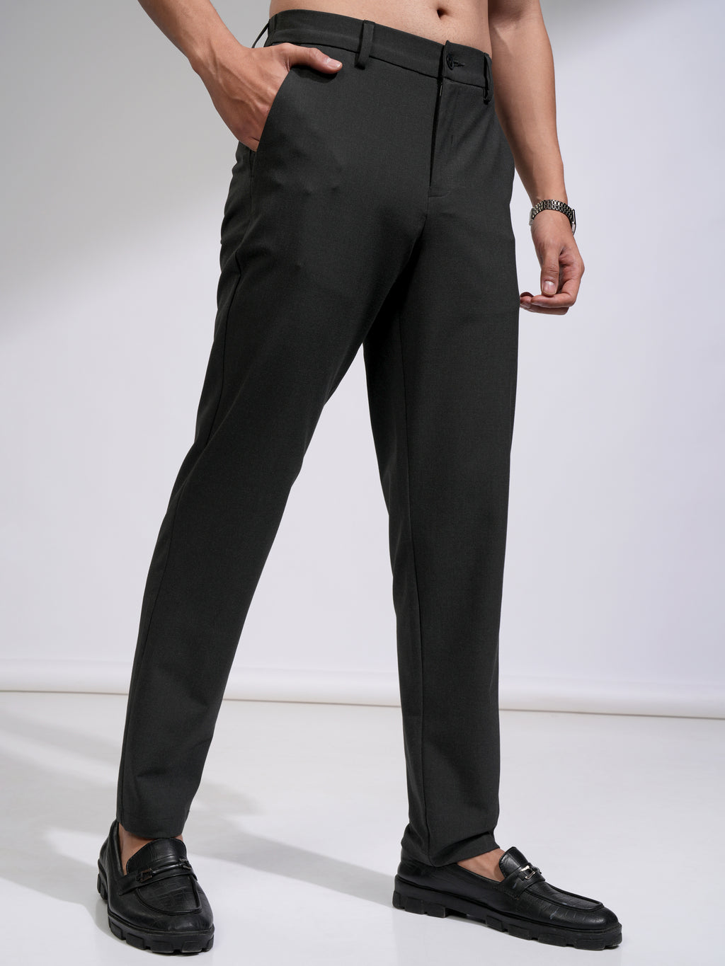 Highlander Men Black Relaxed Fit Solid Casual Trouser - Black - Image 6