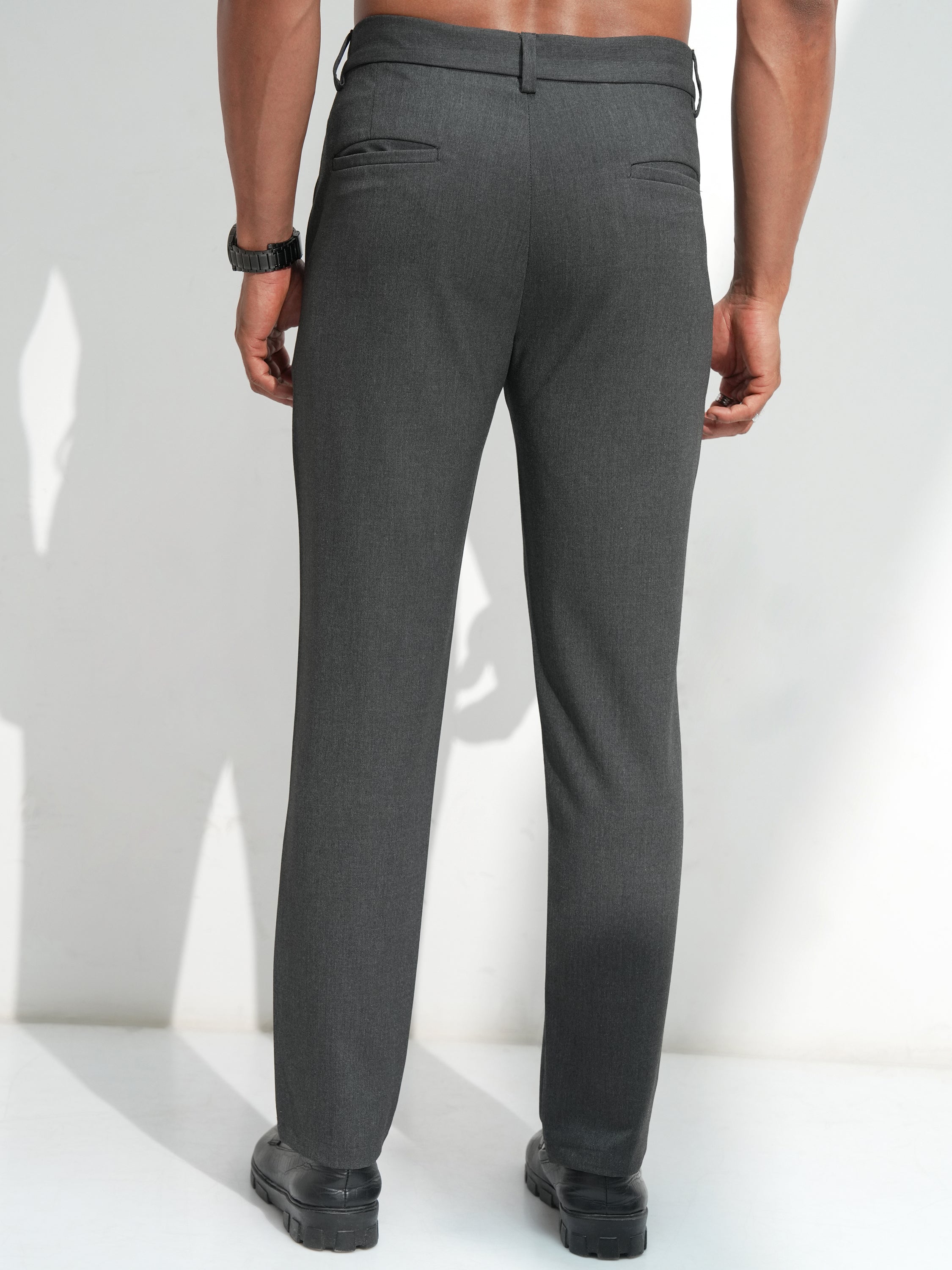 Highlander Men Grey Solid Slim Fit Regular Trousers - Grey - Image 3
