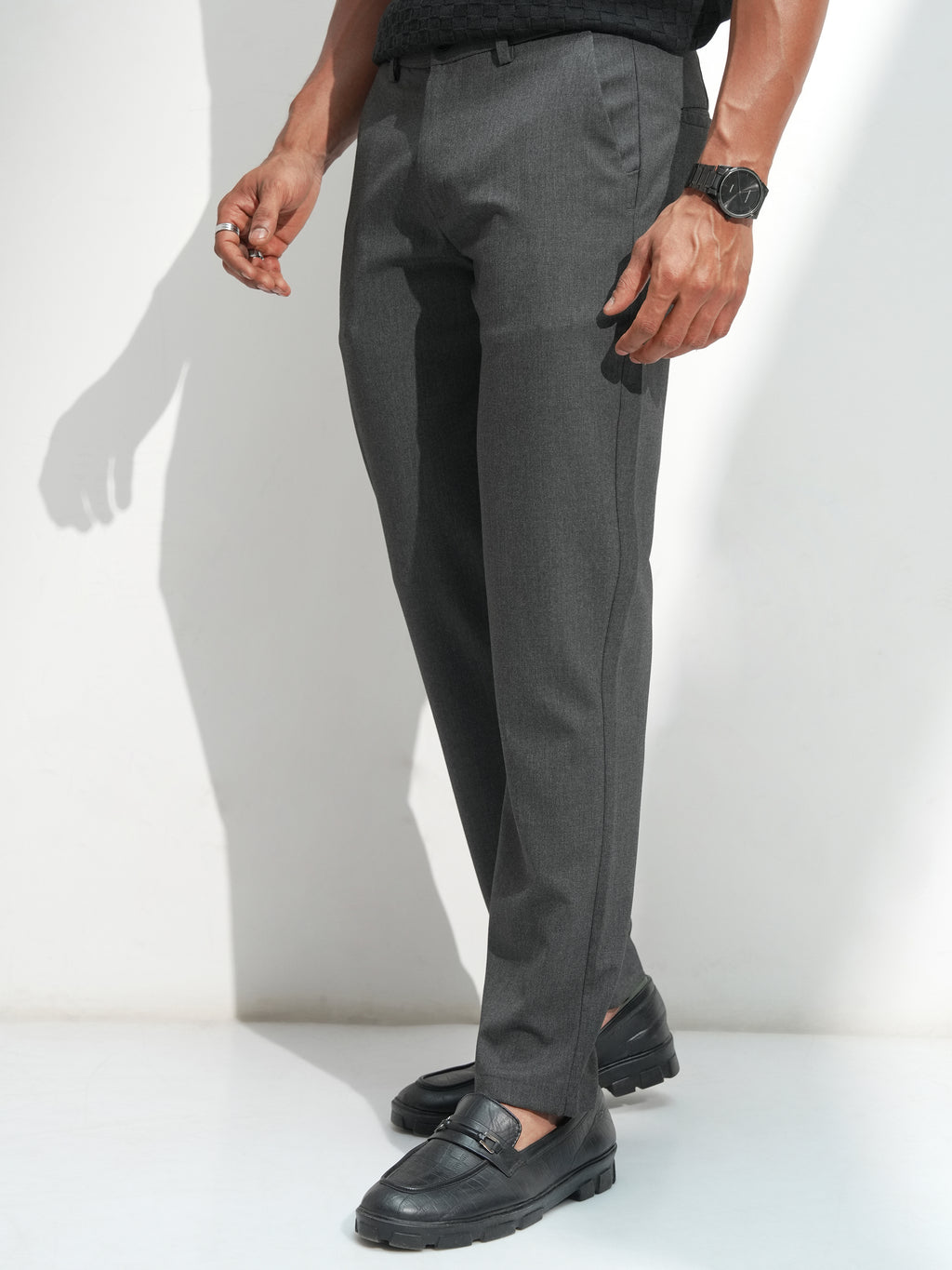 Highlander Men Grey Solid Slim Fit Regular Trousers - Grey - Image 4