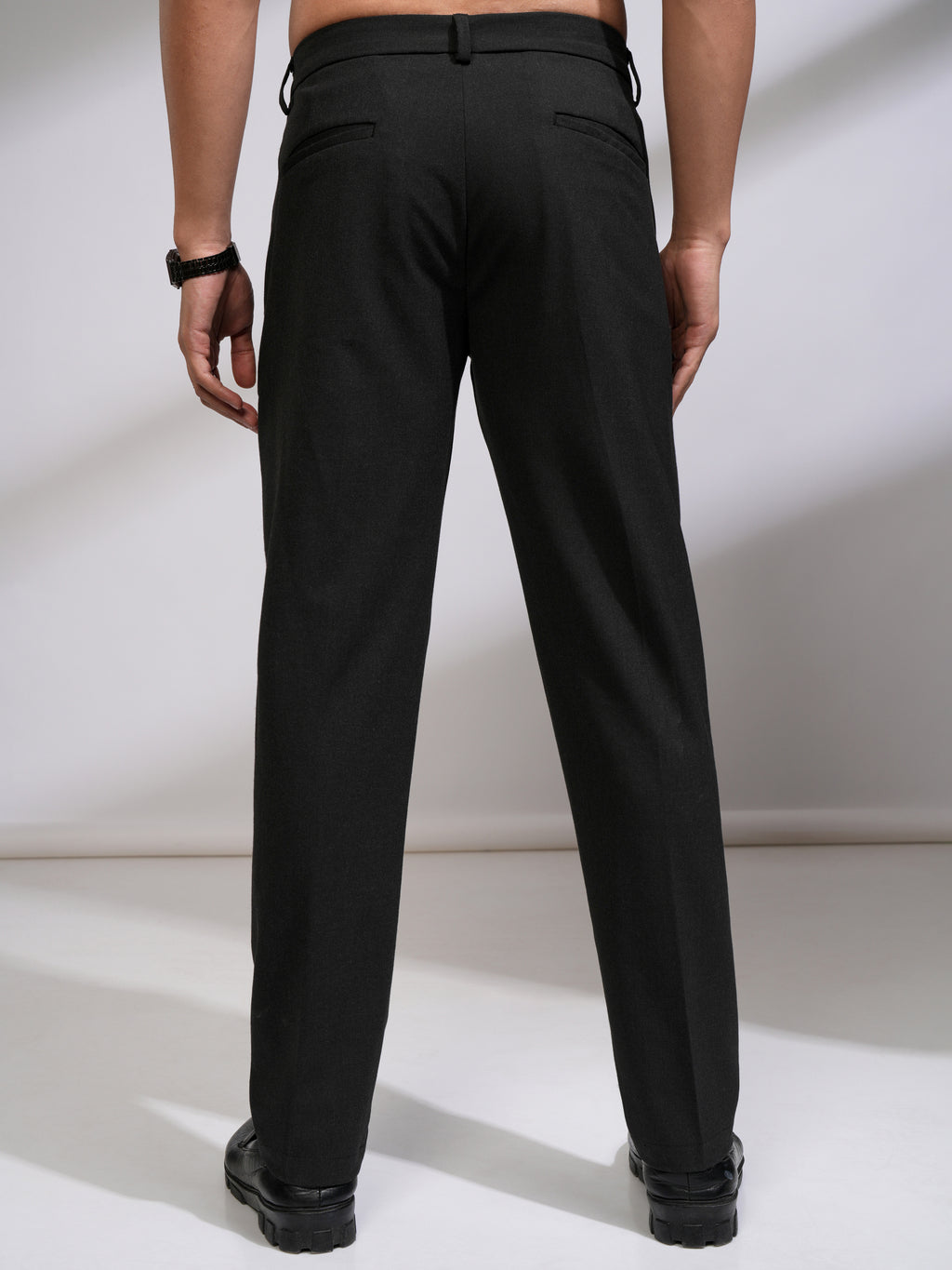 Highlander Men Charcoal Slim Fit Solid Formal Trouser - Charcoal - Image 3
