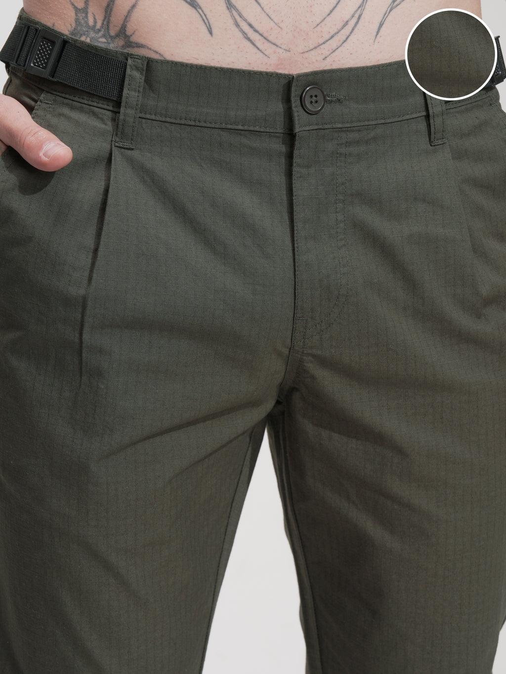 Highlander Men Green Straight Fit Solid Casual Trouser - Green - Image 5