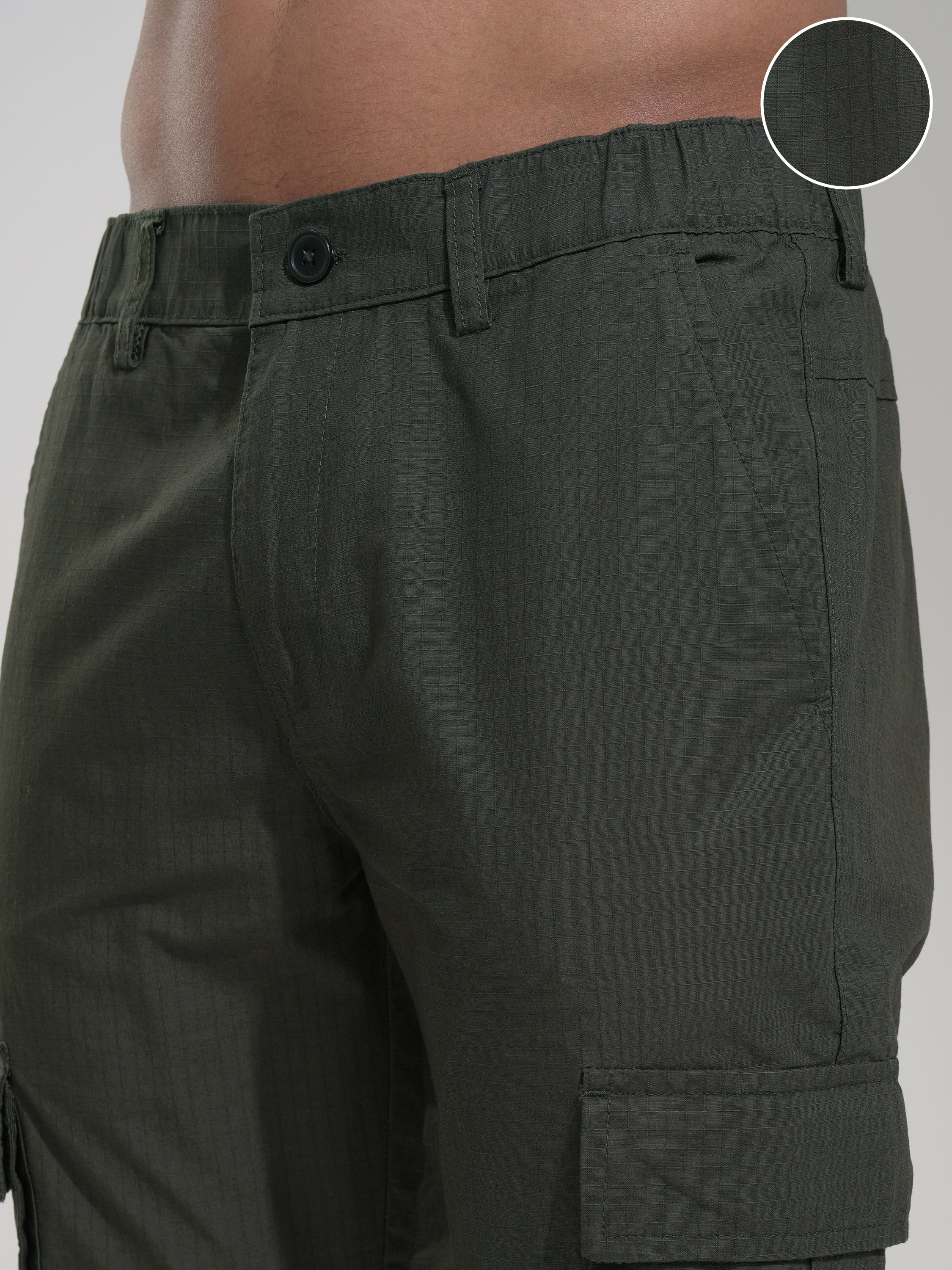 Highlander Men Green Slim Fit Solid Joggers - Green - Image 5