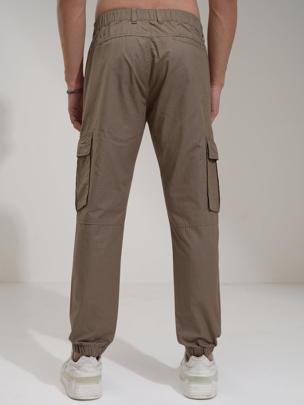 Highlander Men Brown Slim Fit Solid Cargo - Brown - Image 3