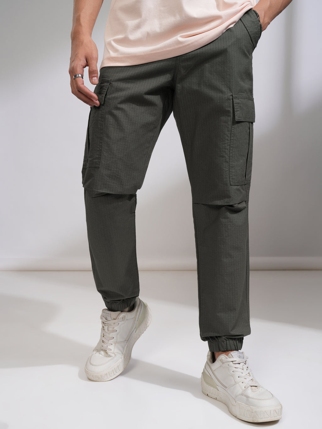 Highlander Men Grey Relaxed Fit Solid Cargos - Grey - Image 1