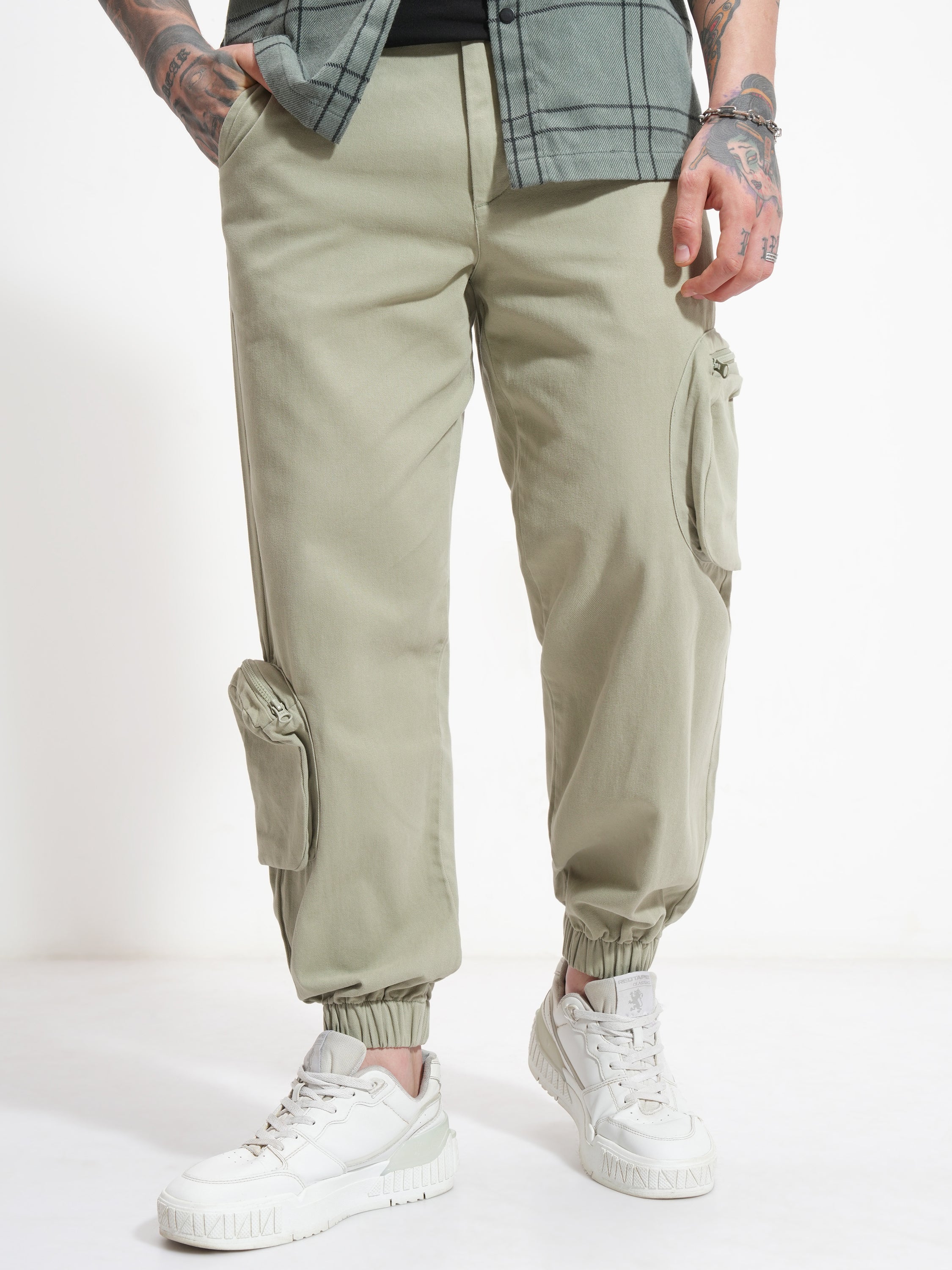 Highlander Men Beige Straight Fit Solid Cargos - Beige - Image 1