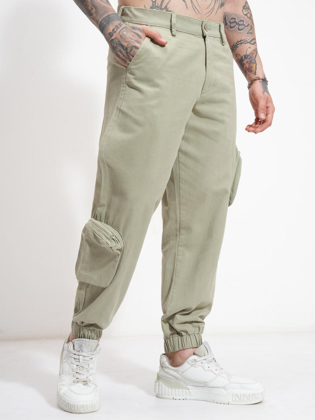 Highlander Men Beige Straight Fit Solid Cargos - Beige - Image 6