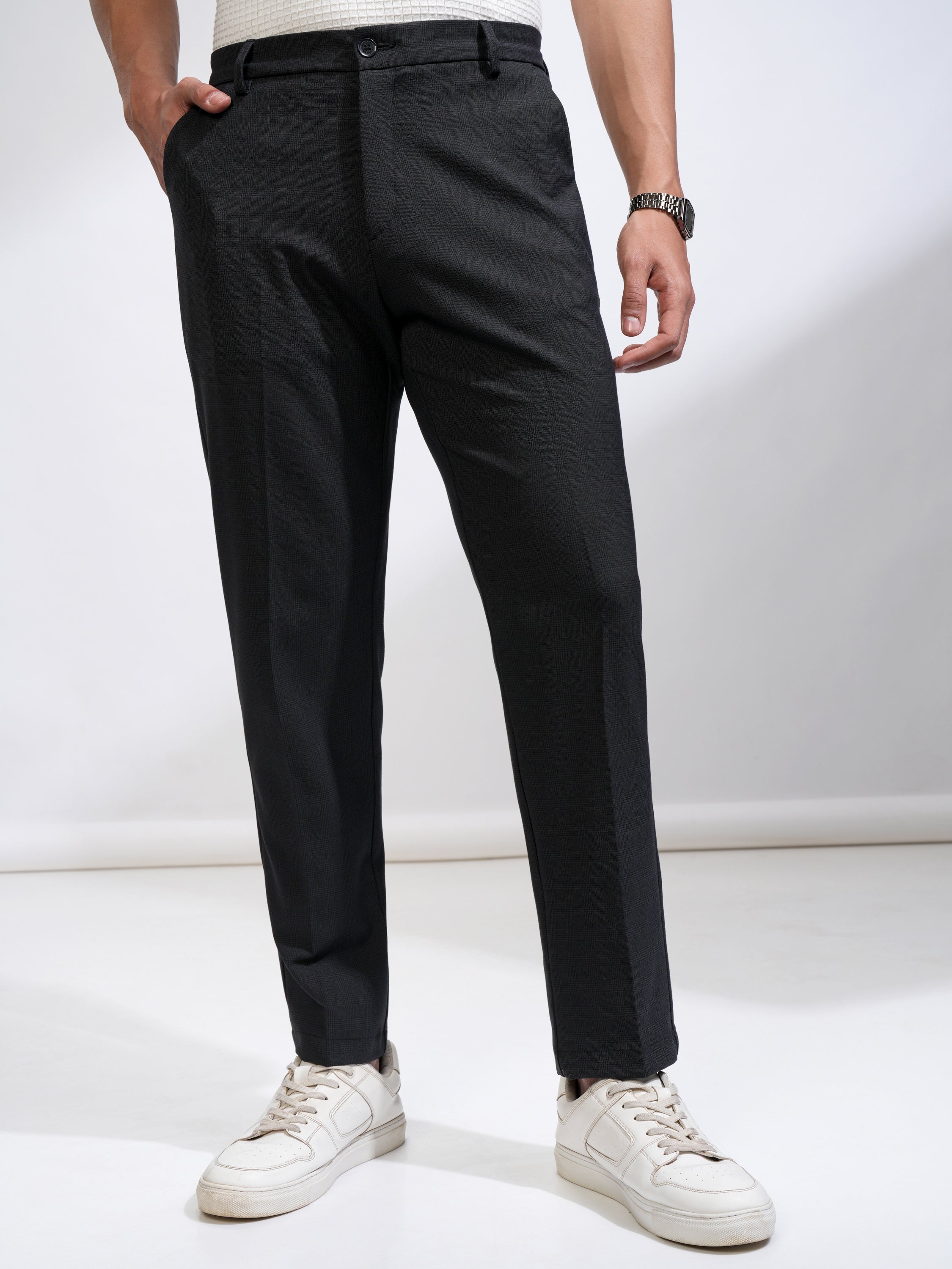 Highlander Men Black Slim Fit Solid Casual Trouser - Black - Image 4