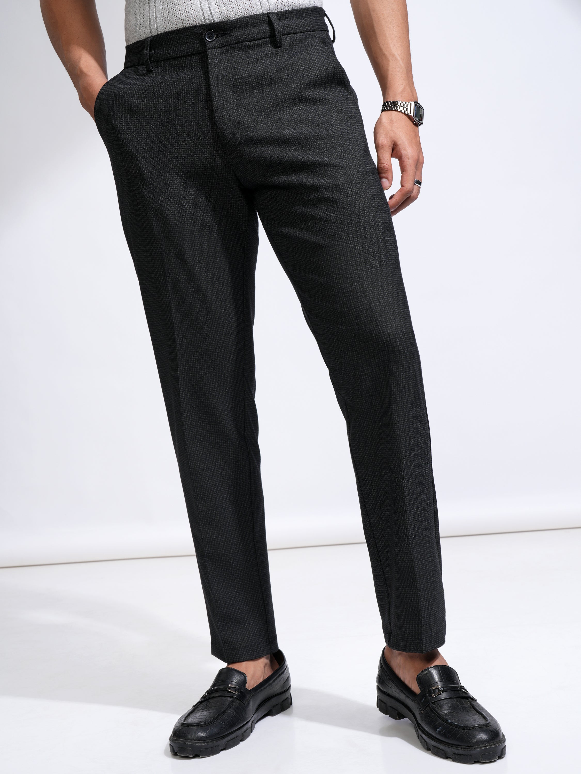 Highlander Men Black Slim Fit Solid Casual Trouser - Black - Image 4